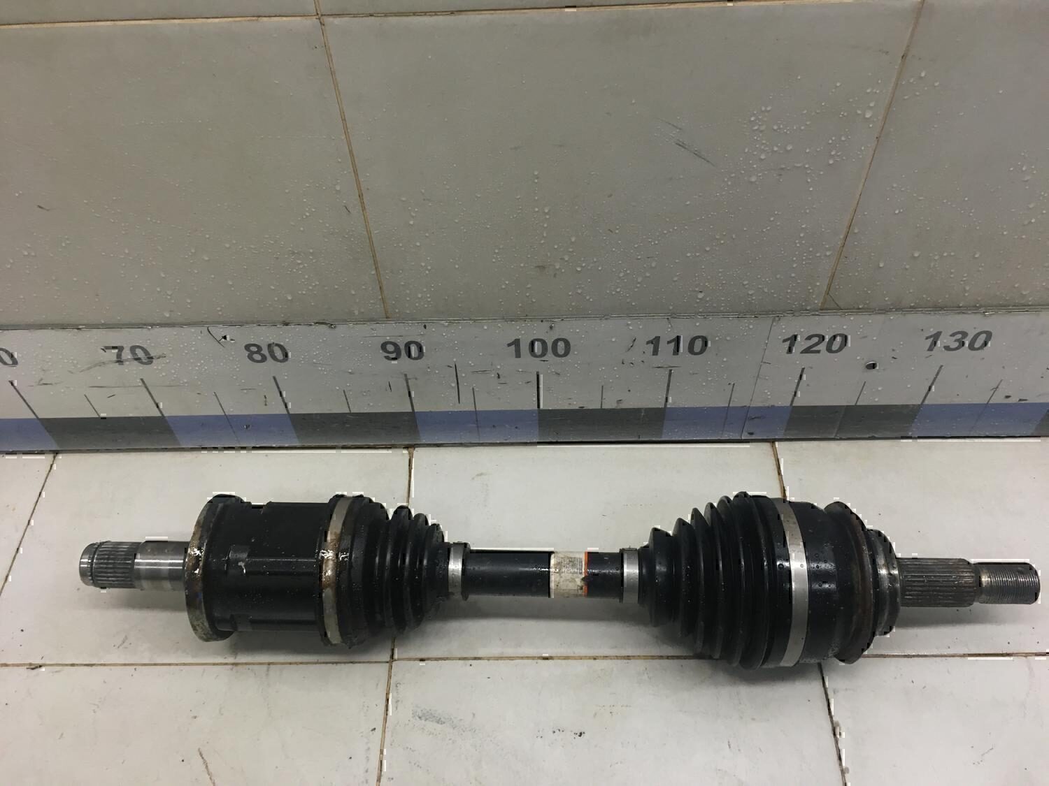 Полуось передняя TOYOTA Hi Lux 2015>