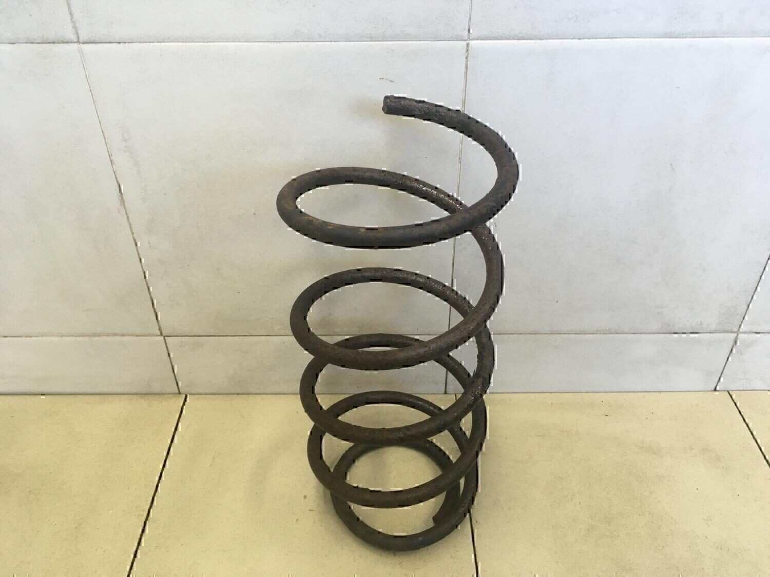 Пружина передняя LIFAN Solano 2010>