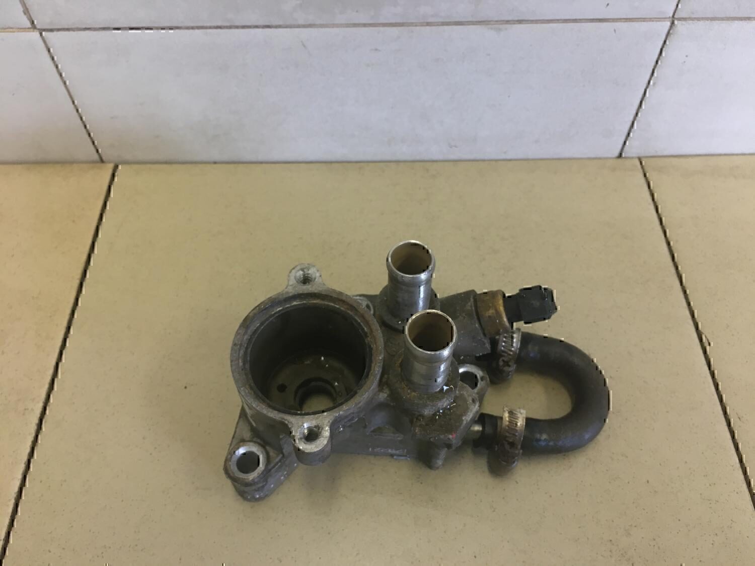 Корпус термостата LIFAN Breez 2007-2014