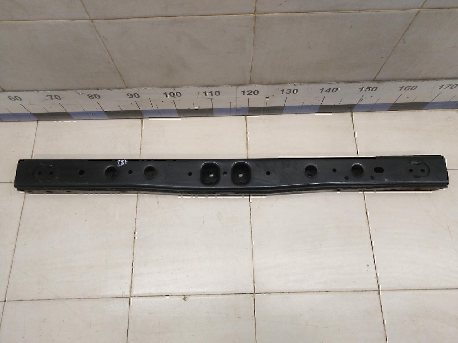 Балка передняя поперечная TOYOTA Hi Lux 2015>