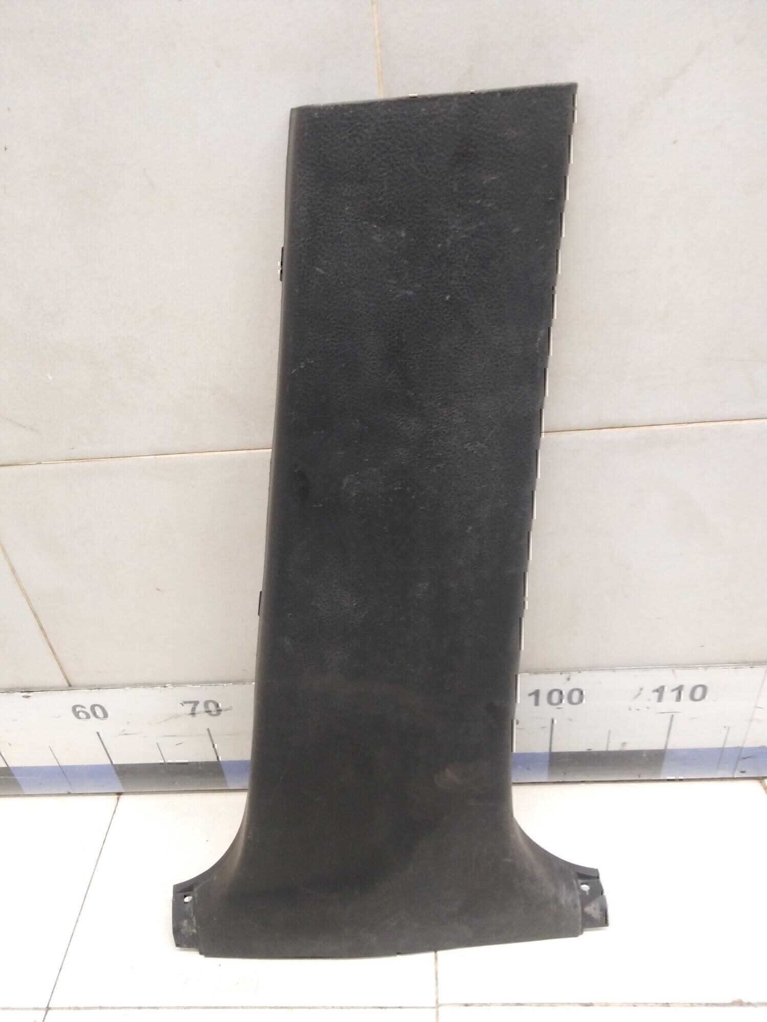 Обшивка стойки LIFAN Solano 2010>