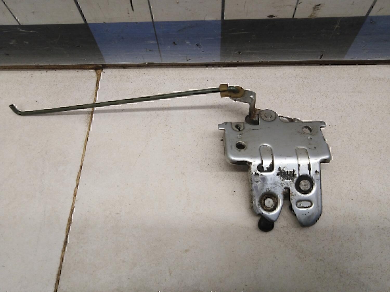 Замок багажника Chevrolet Lanos 2004-2010