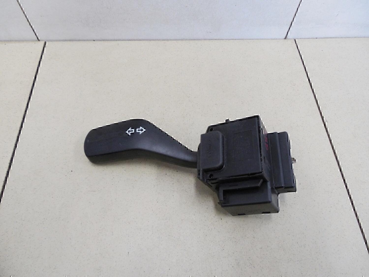 Переключатель поворотов подрулевой FORD Focus II 2005-2008