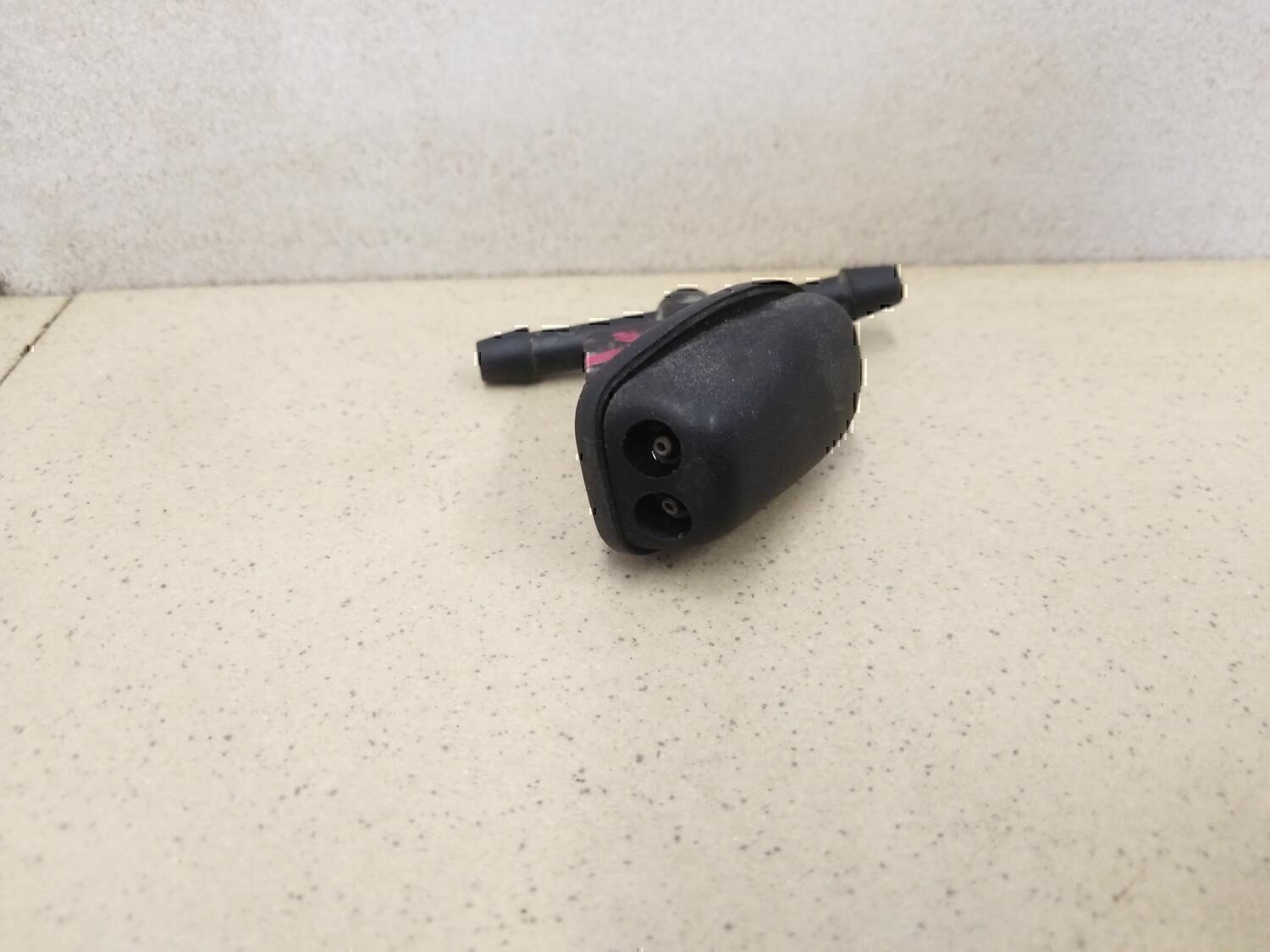 Форсунка омывателя лобового стекла FORD Focus II 2005-2008