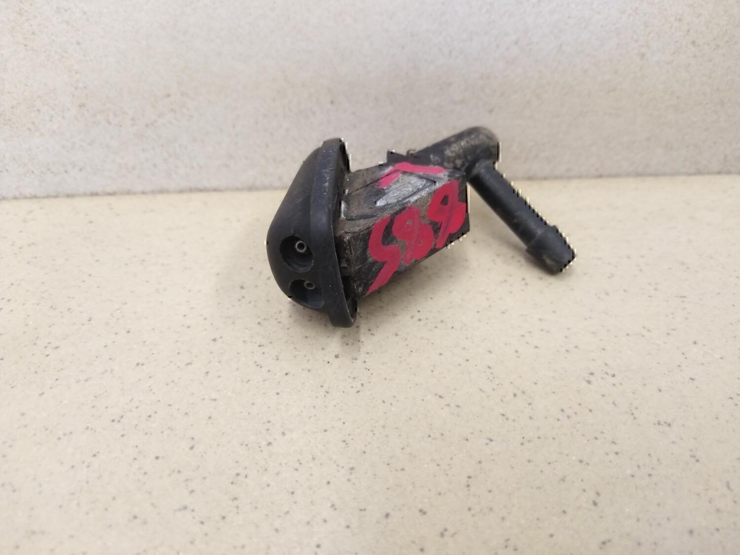 Форсунка омывателя лобового стекла FORD Focus II 2005-2008