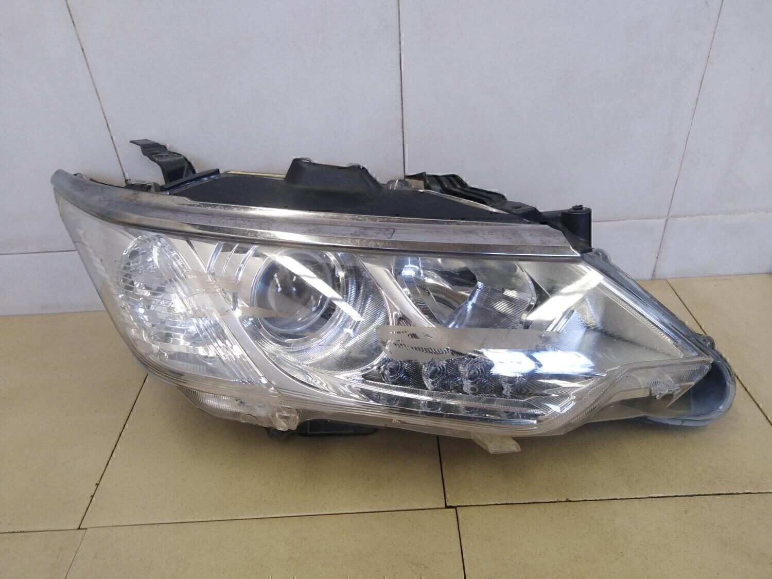 Фара правая TOYOTA Camry XV50 2011>