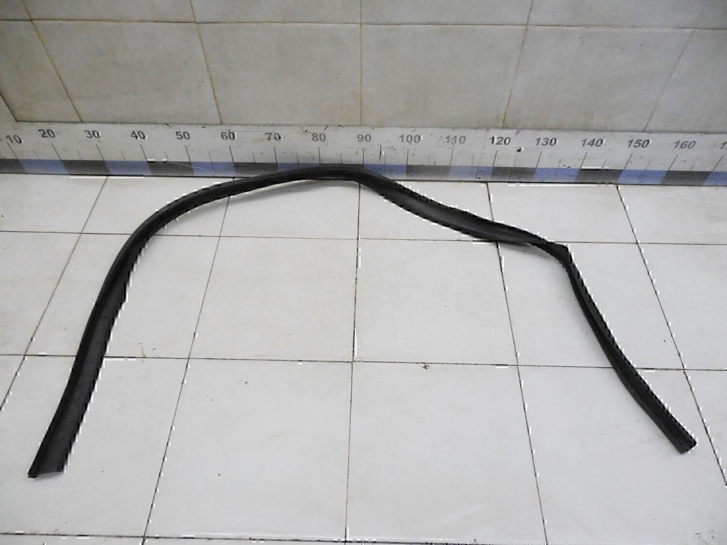 Уплотнитель (внутри) RENAULT Duster 2012>