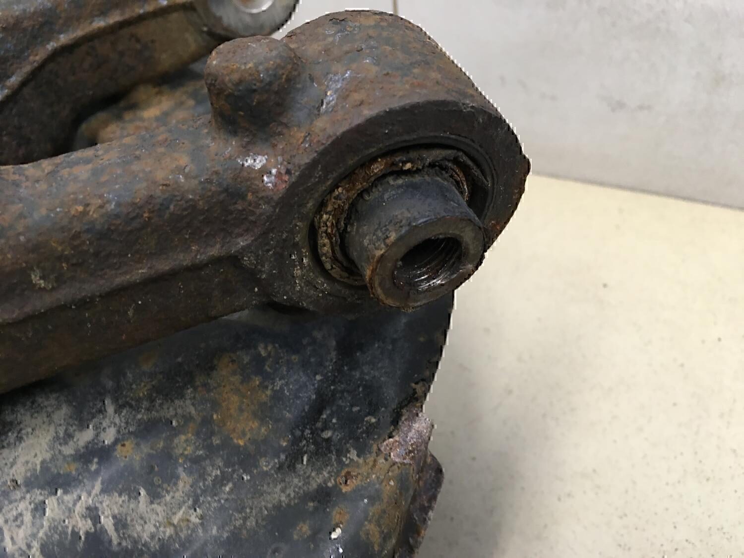 Кулак поворотный задний левый — фото 7