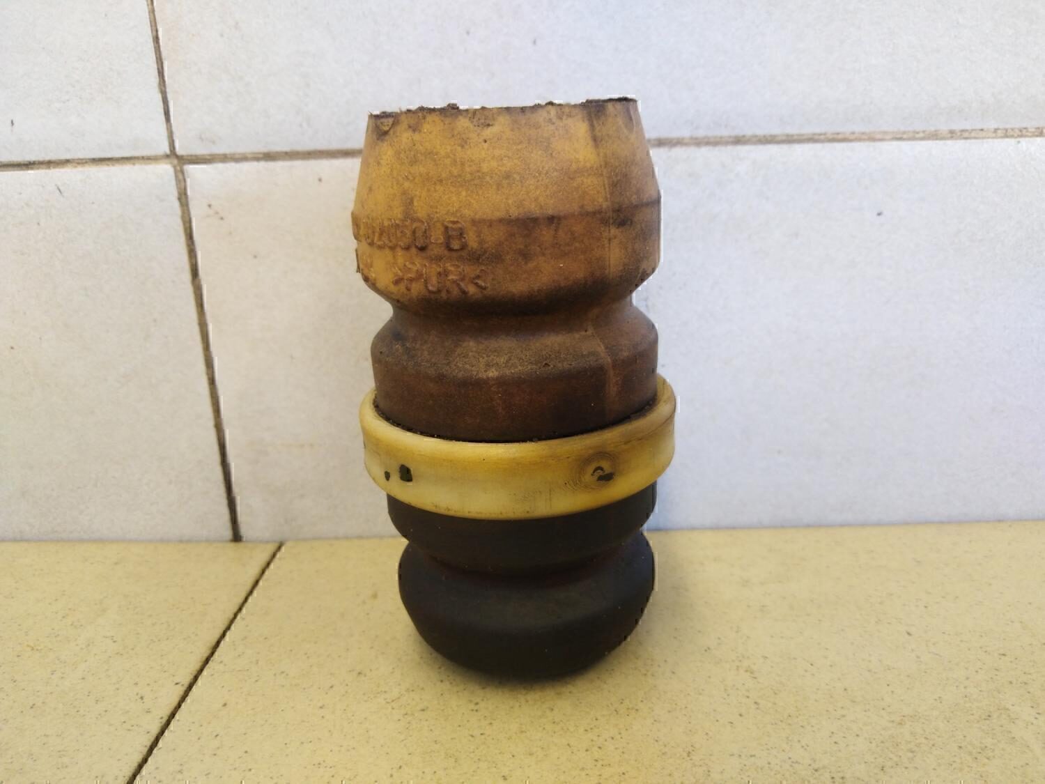 Отбойник переднего амортизатора TOYOTA Avensis II 2003-2008