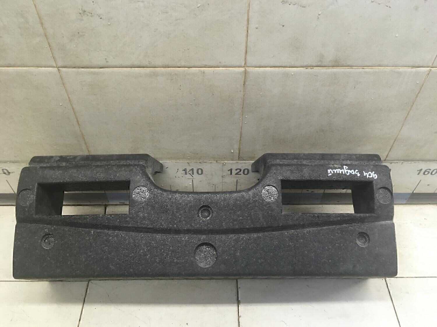 Наполнитель заднего бампера NISSAN Note (E11) 2006-2013