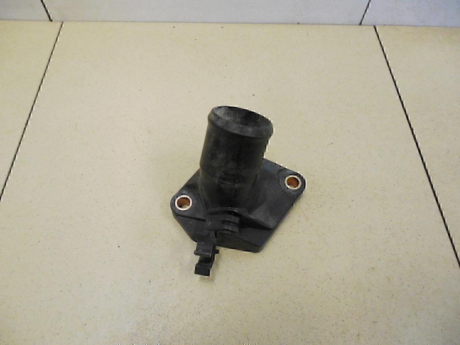 Крышка термостата NISSAN Juke (F15) 2011>