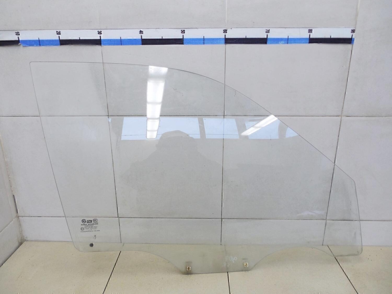 Стекло двери передней правой HYUNDAI Accent II (+ТАГАЗ) 2000-2012