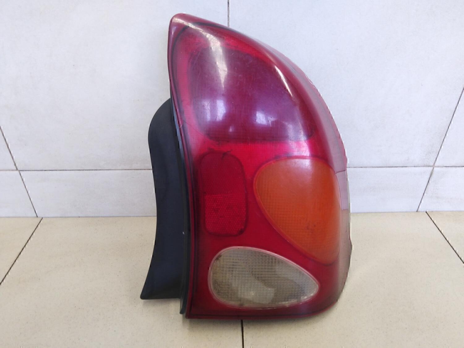 Фонарь задний правый Chevrolet Lanos 2004-2010