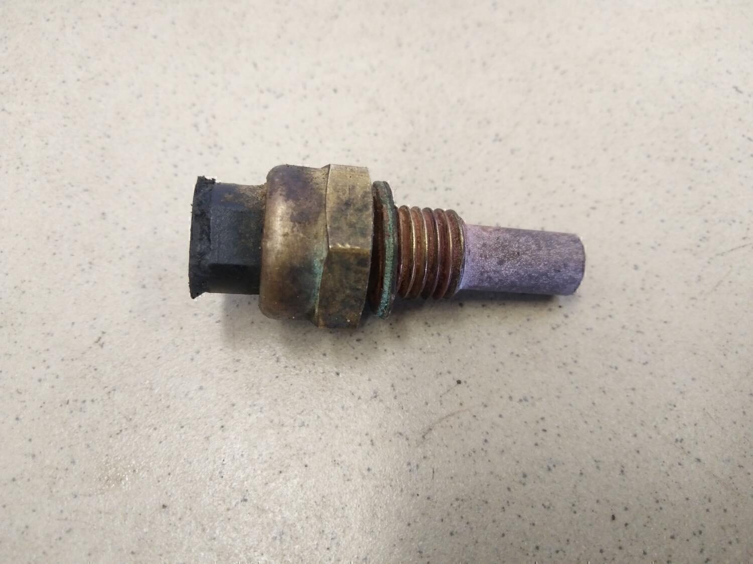 Датчик температуры Chevrolet Cruze 2009-2016