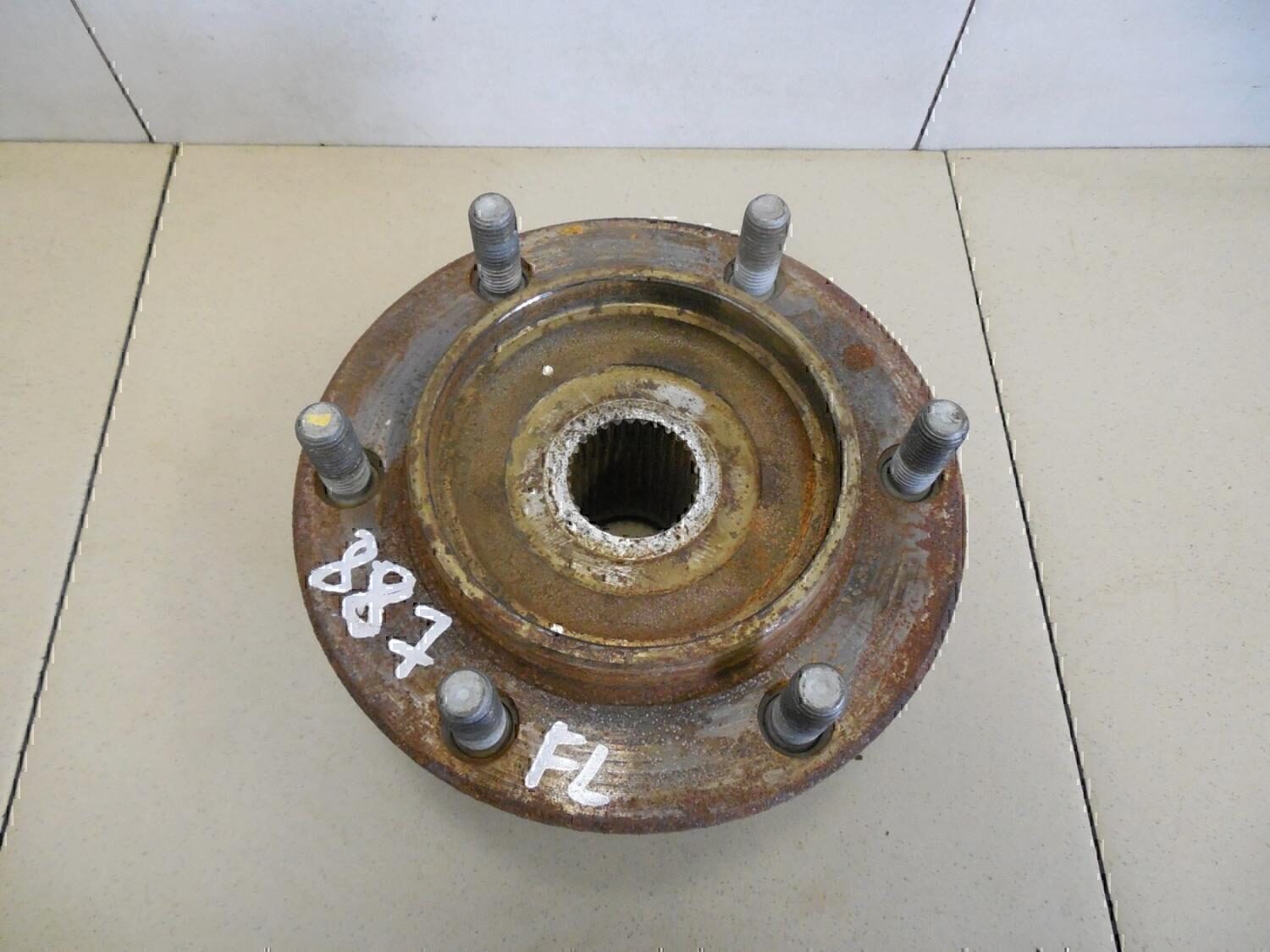 Ступица передняя TOYOTA Hi Lux 2015>