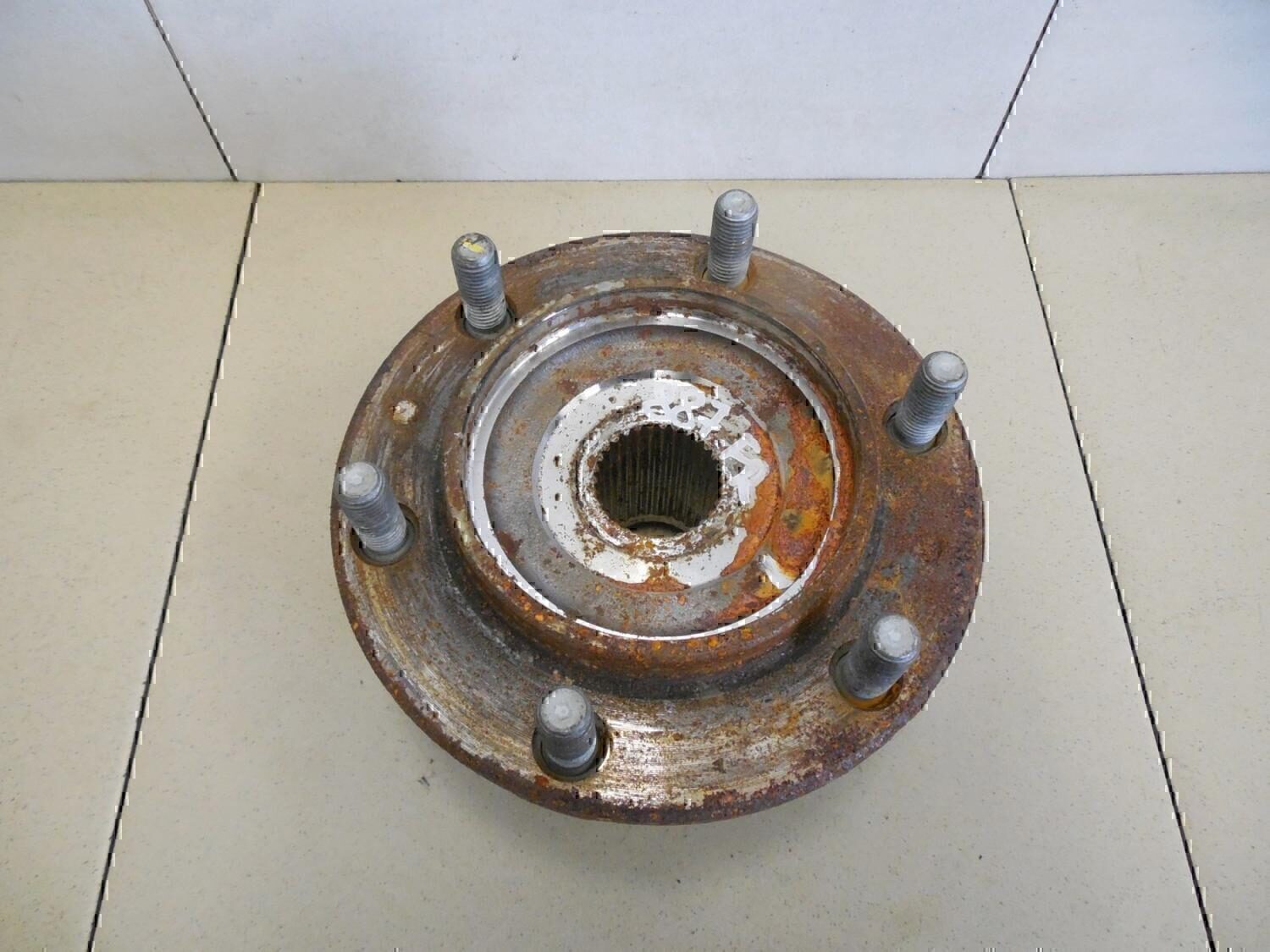 Ступица передняя TOYOTA Hi Lux 2015>