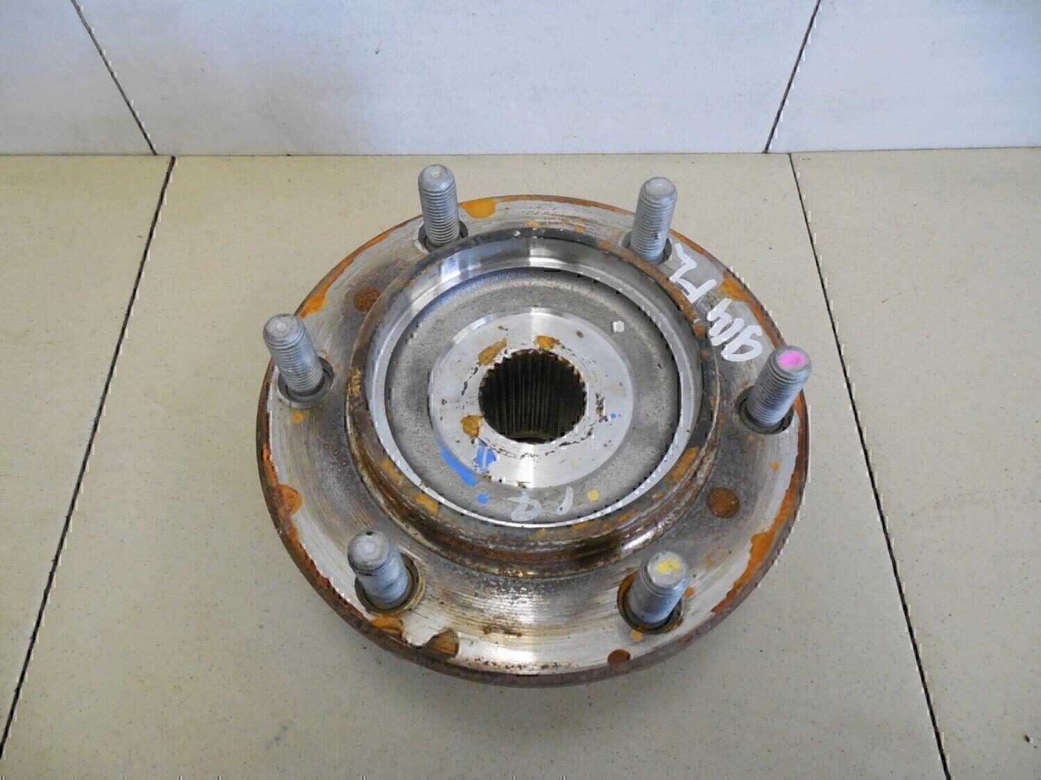 Ступица передняя TOYOTA Hi Lux 2015>