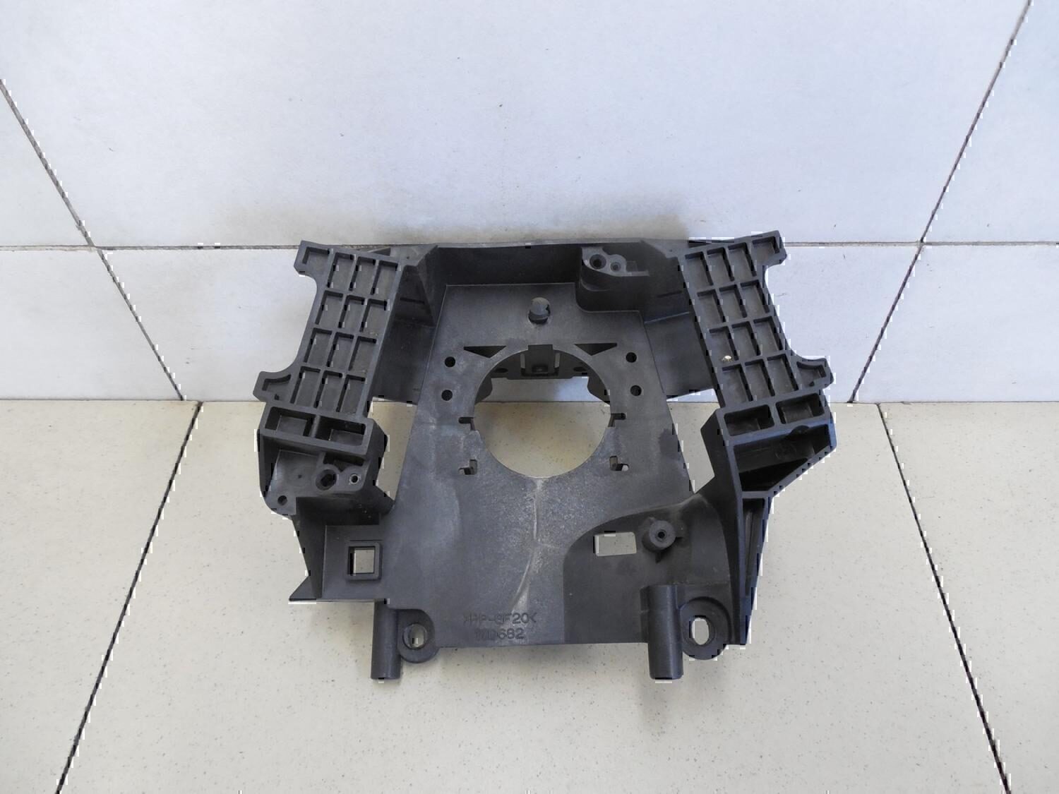 Кронштейн (сопут. товар) MAZDA Mazda 3 (BK) 2002-2009