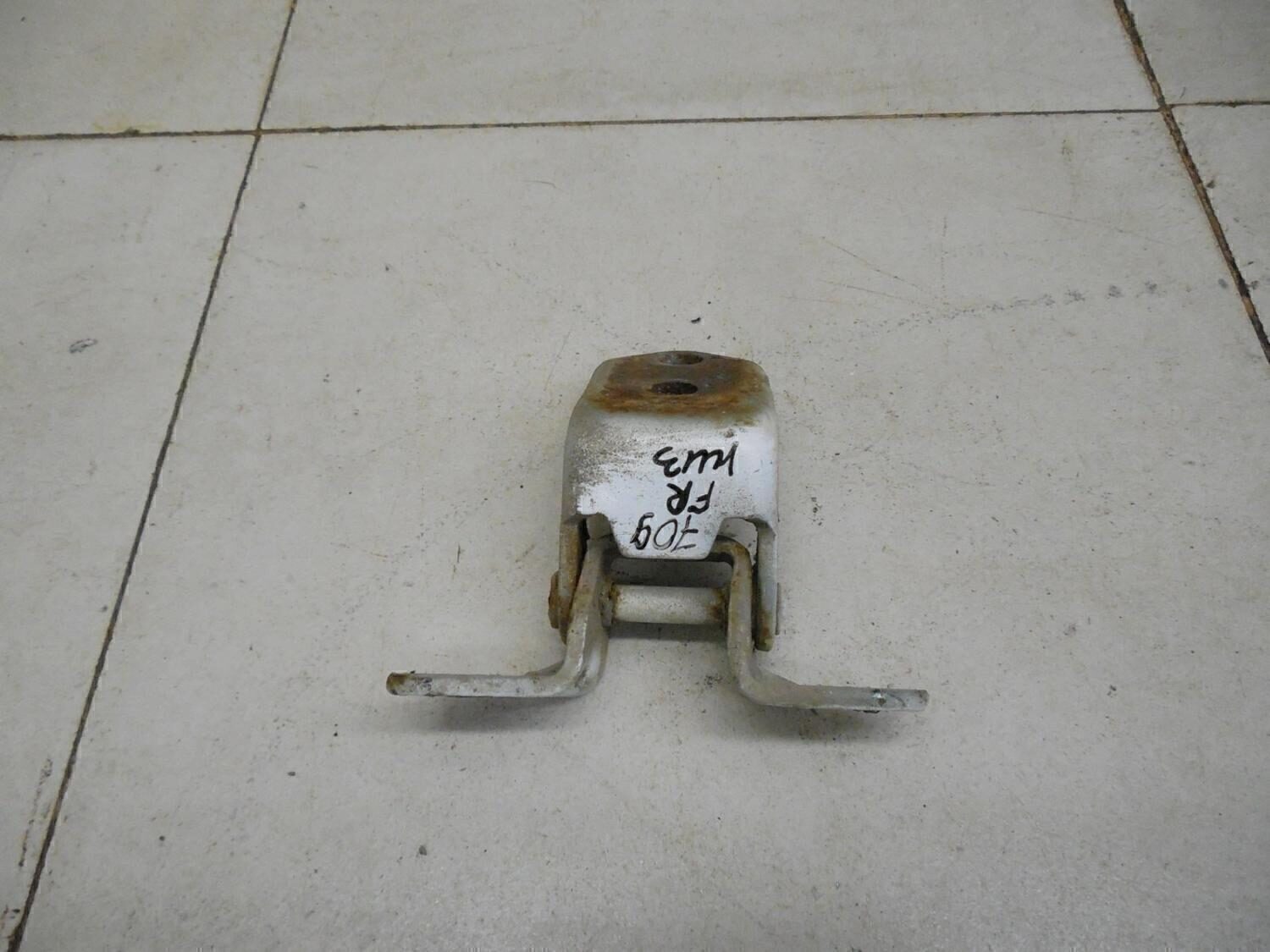 Петля двери передней MAZDA Mazda 3 (BK) 2002-2009