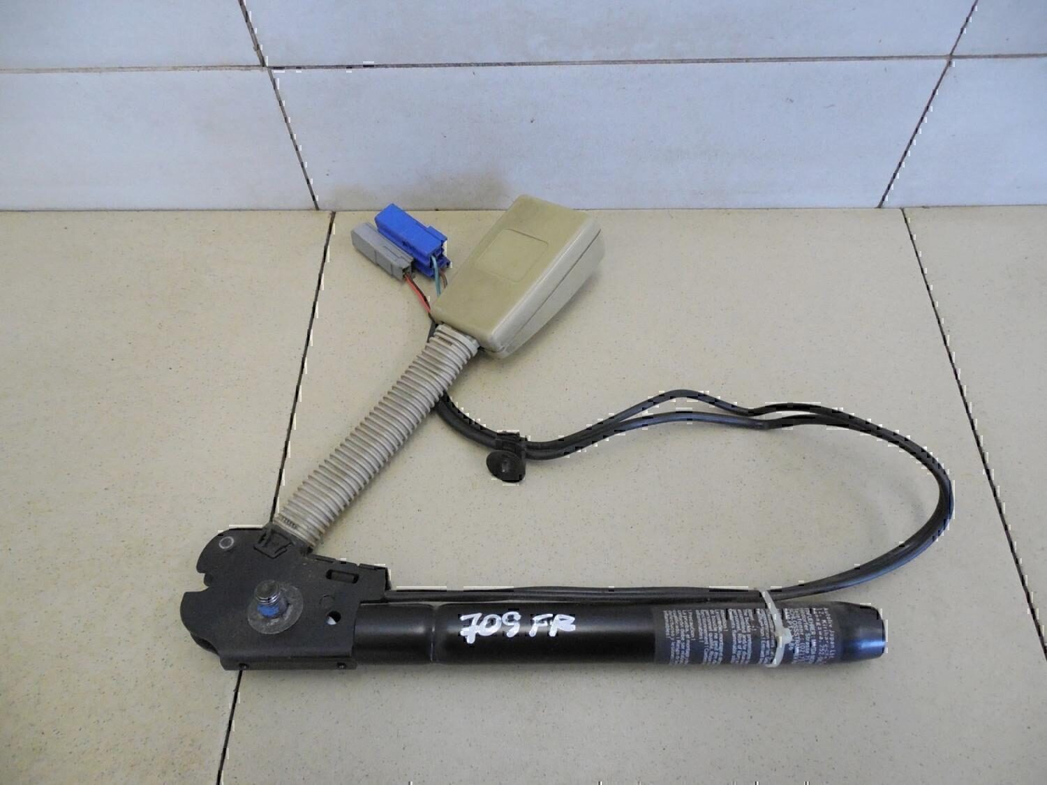 Ответная часть ремня безопасности MAZDA Mazda 3 (BK) 2002-2009