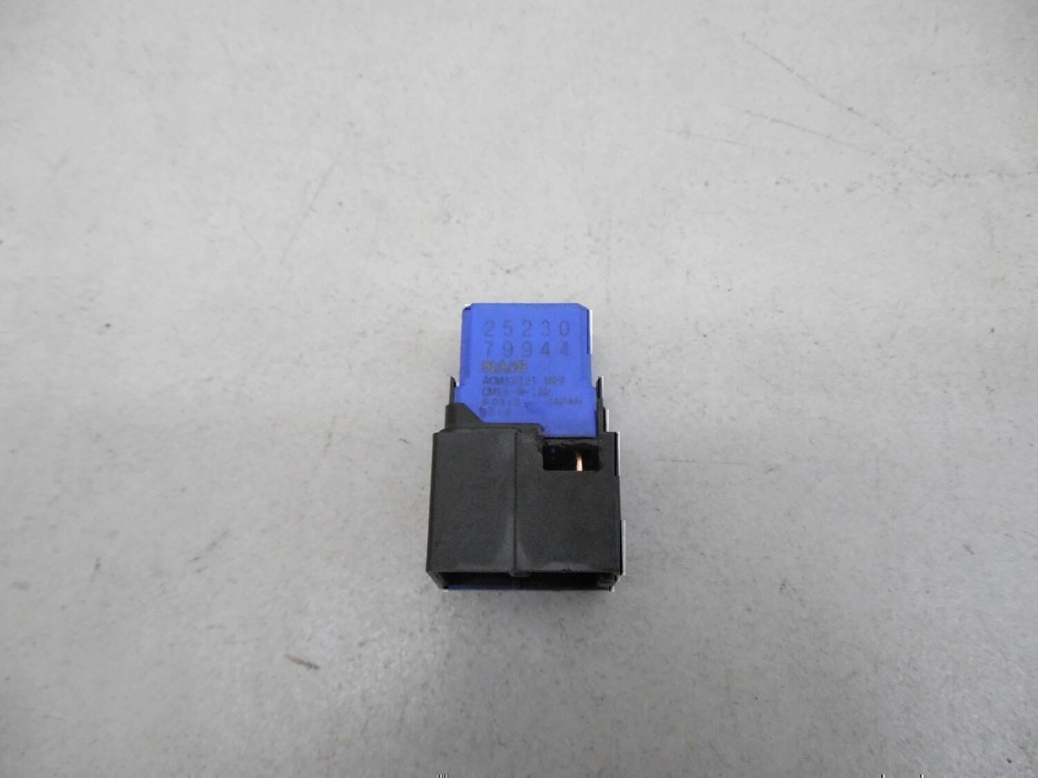 Реле NISSAN Almera N16 2000-2006