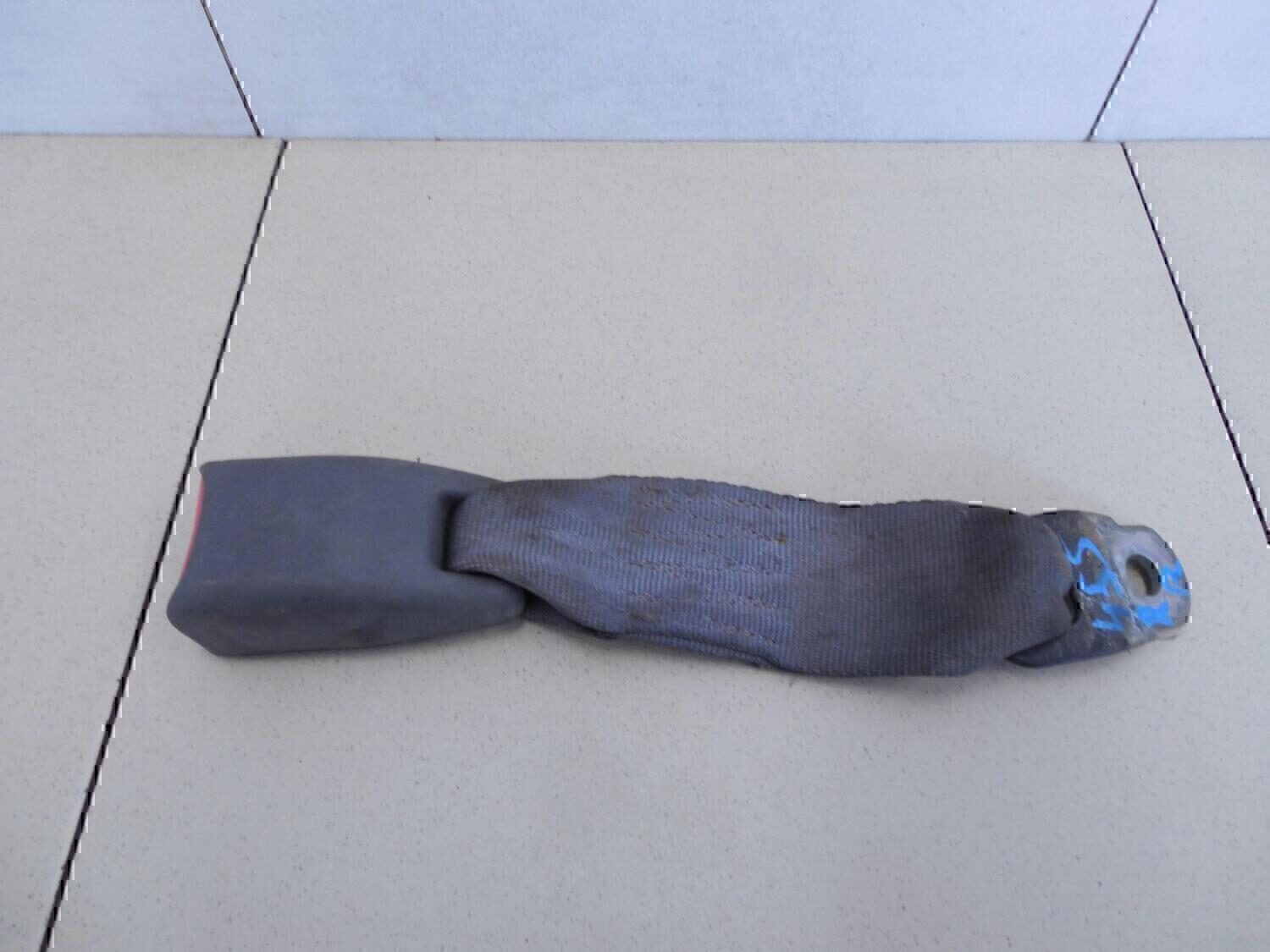 Ответная часть ремня безопасности MAZDA 626 (GE) 1992-1997