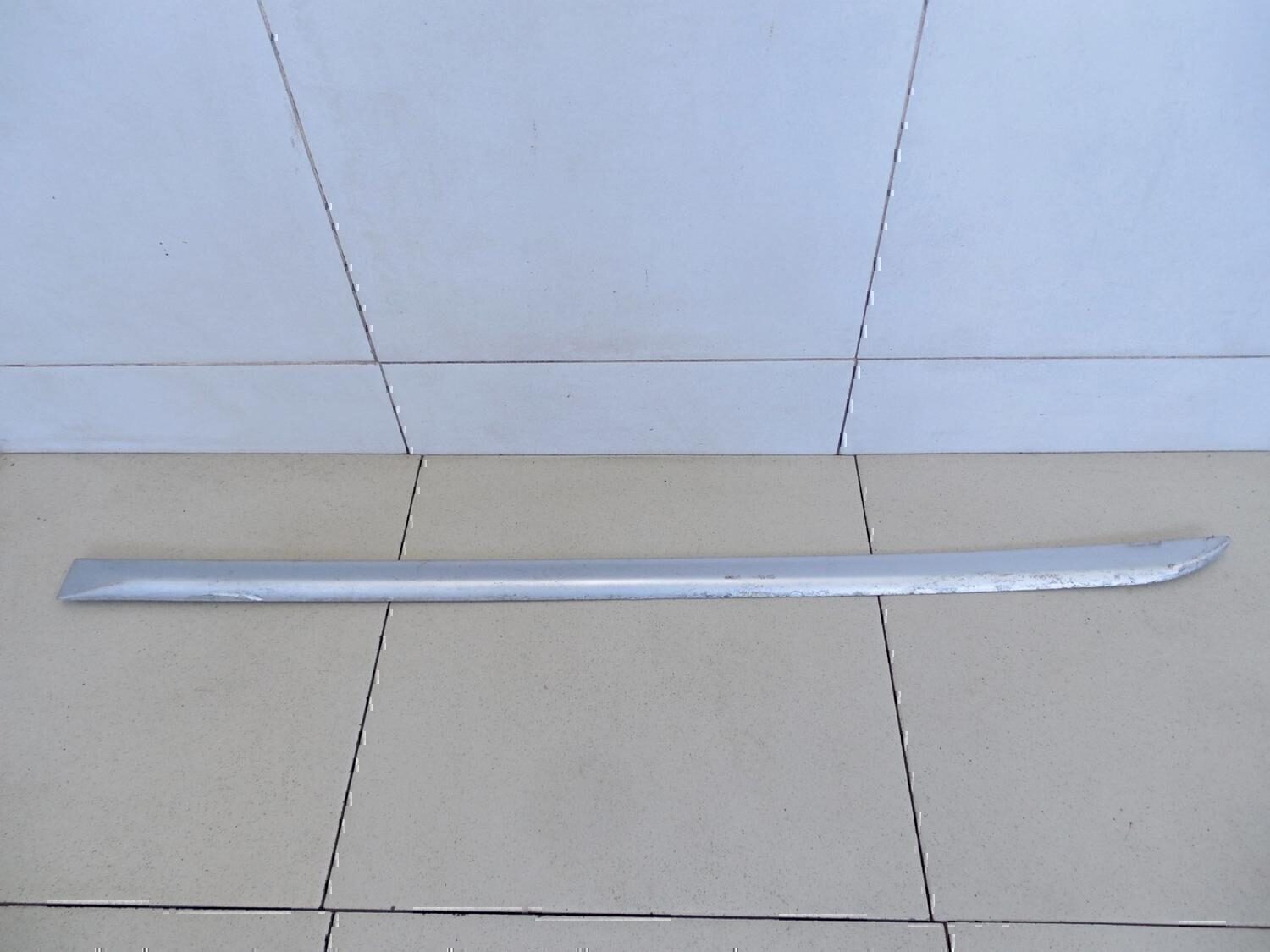 Молдинг задней левой двери MITSUBISHI Galant (E5) 1993-1997