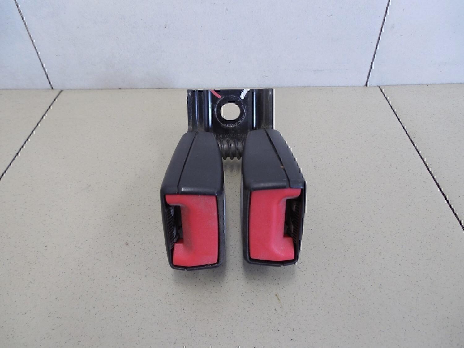 Ответная часть ремня безопасности Chevrolet Aveo (T300) 2011>