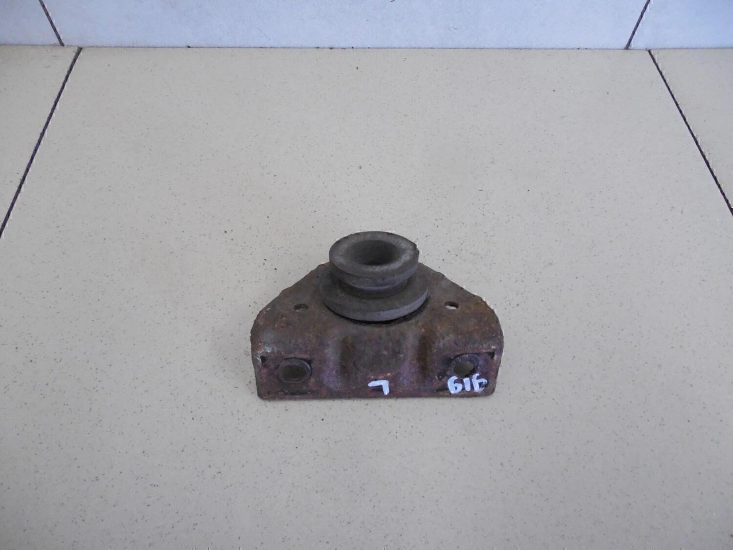 Кронштейн радиатора HYUNDAI Solaris 2010-2017