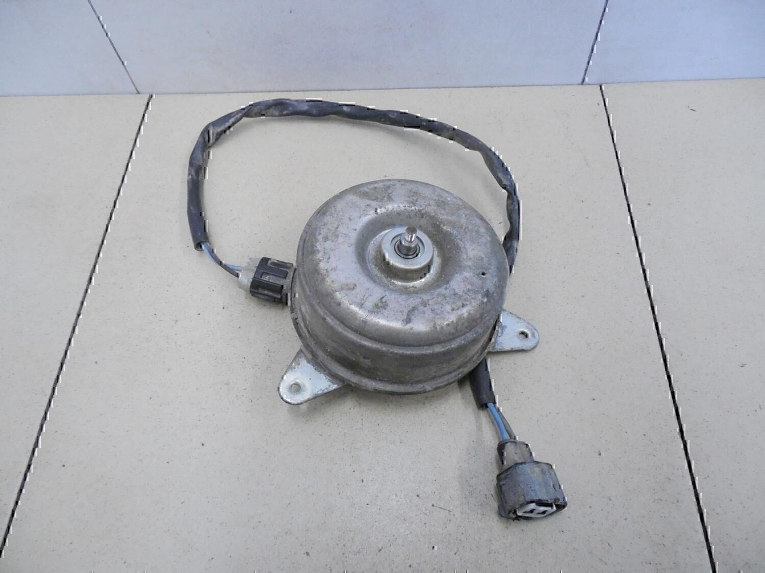 Моторчик вентилятора MITSUBISHI Lancer (CS/Classic) 2003-2006