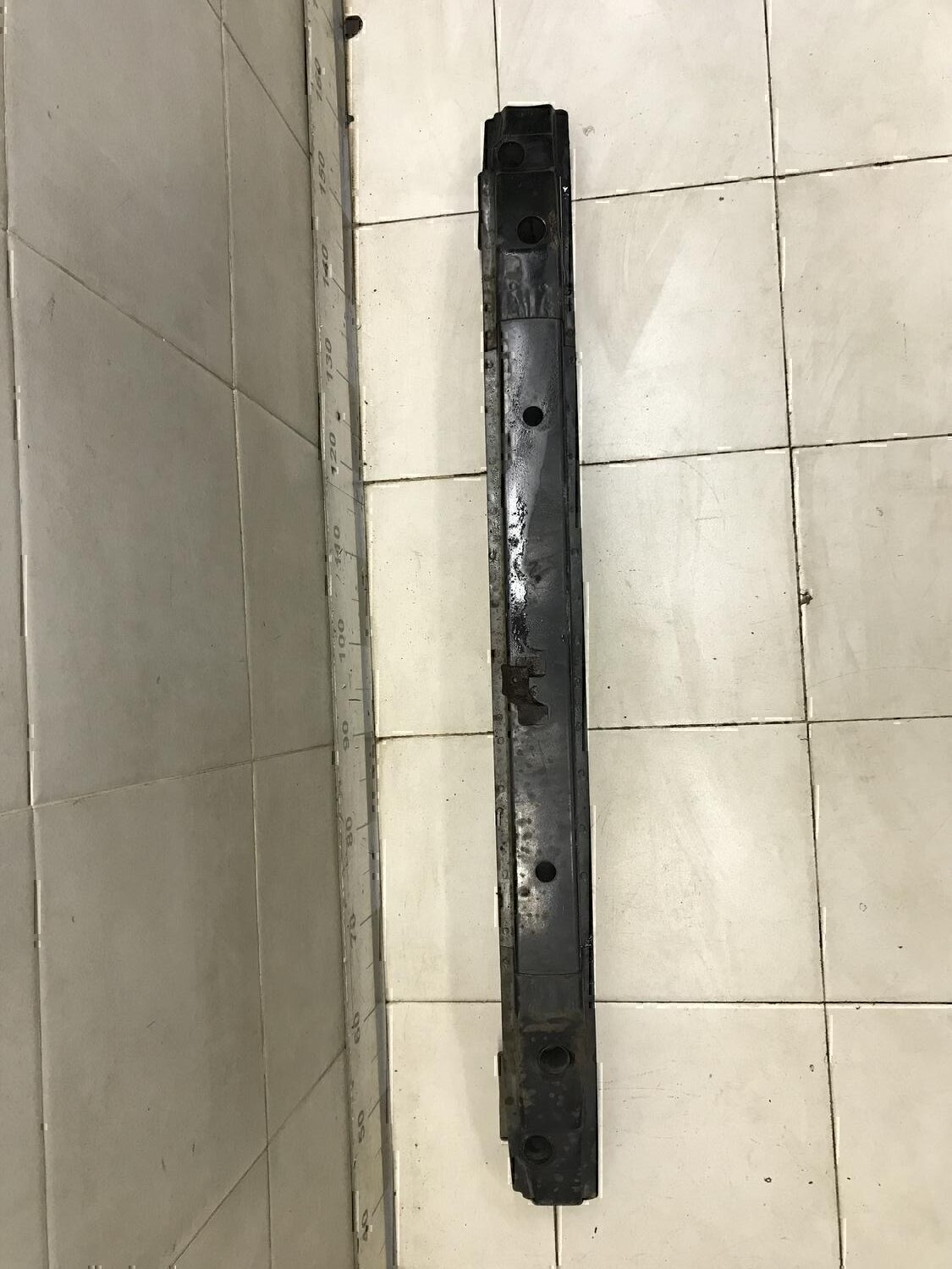 Усилитель переднего бампера MITSUBISHI Lancer (CS/Classic) 2003-2006