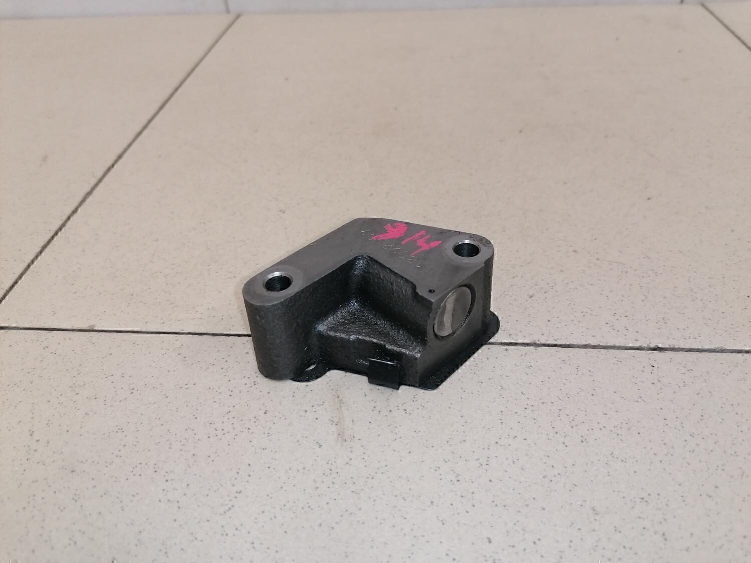 Натяжитель цепи TOYOTA Fortuner 2015>