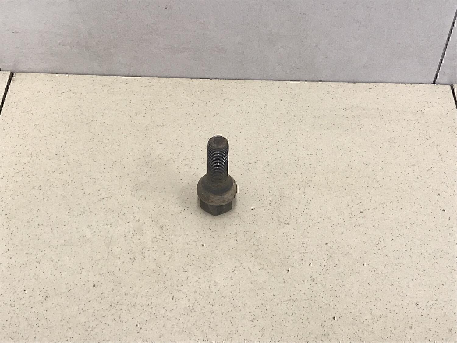 Болт колесный — фото 2