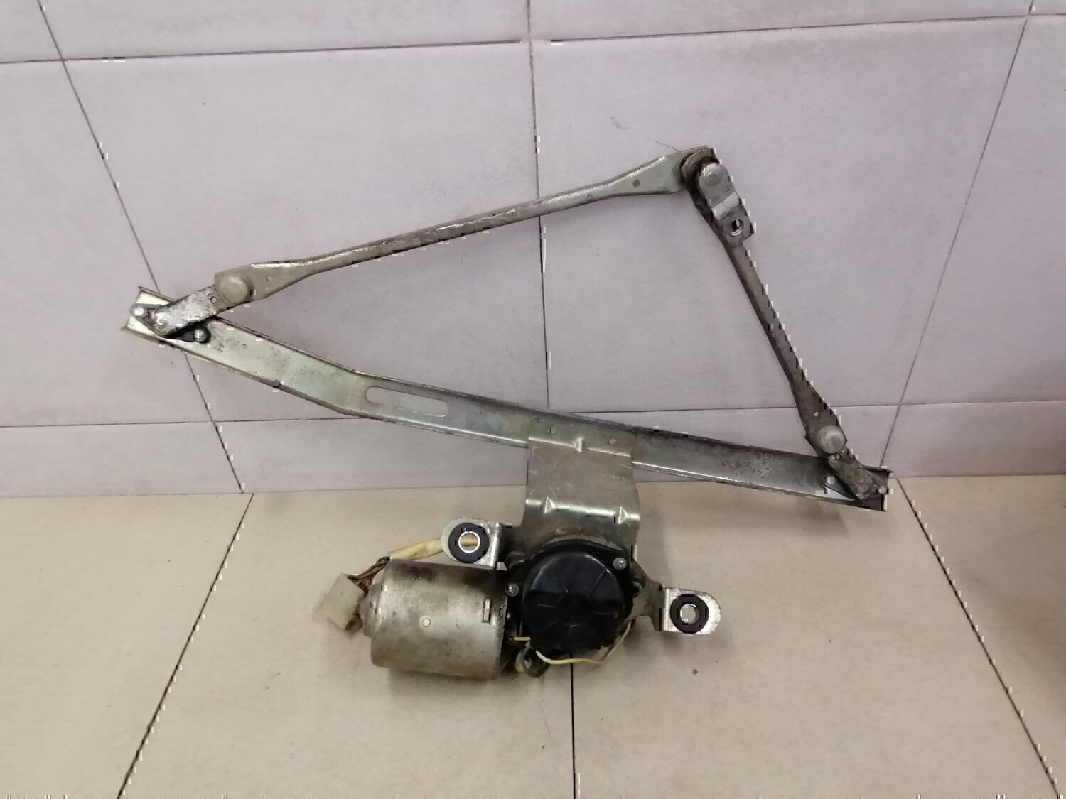 Моторчик стеклоочистителя задний Izh Oda 2126