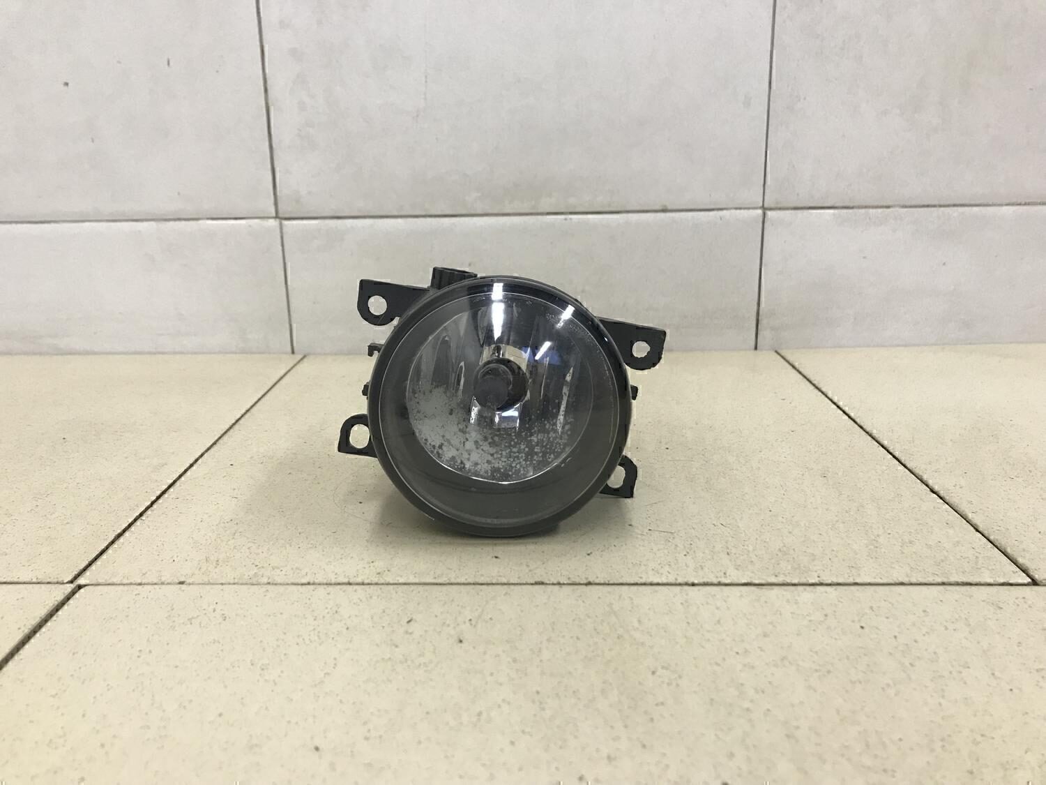 Фара противотуманная левая FORD Focus II 2005-2008