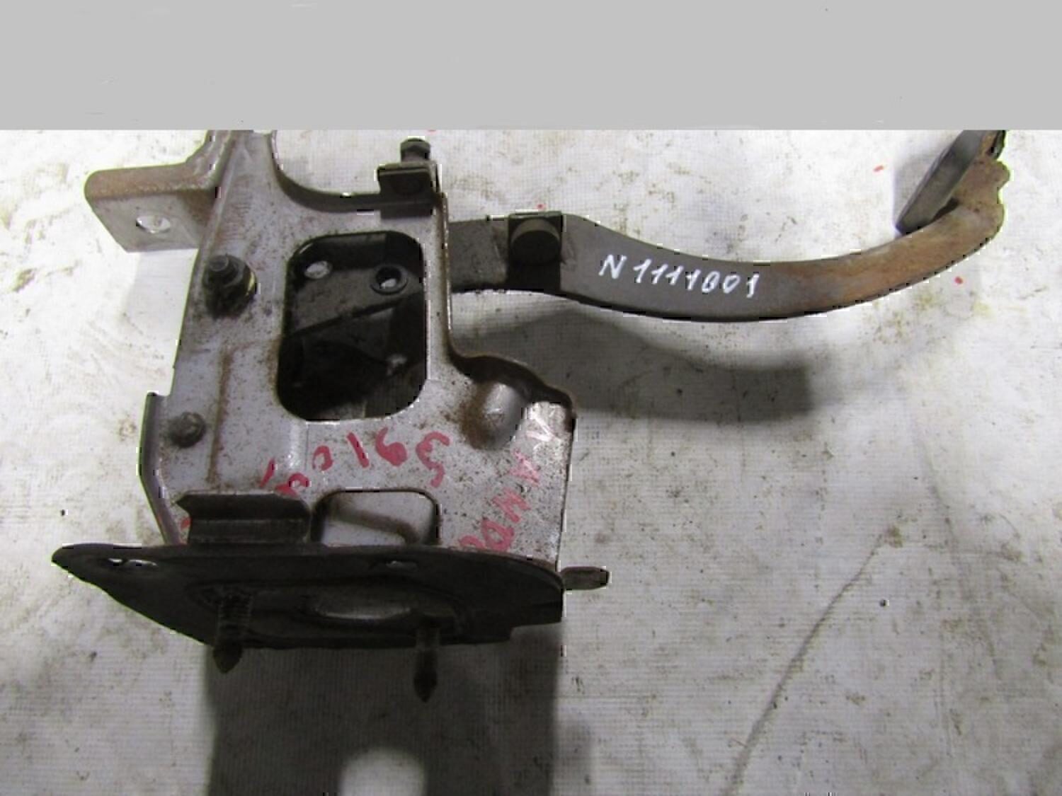 Педаль сцепления Chevrolet Lanos 2004-2010