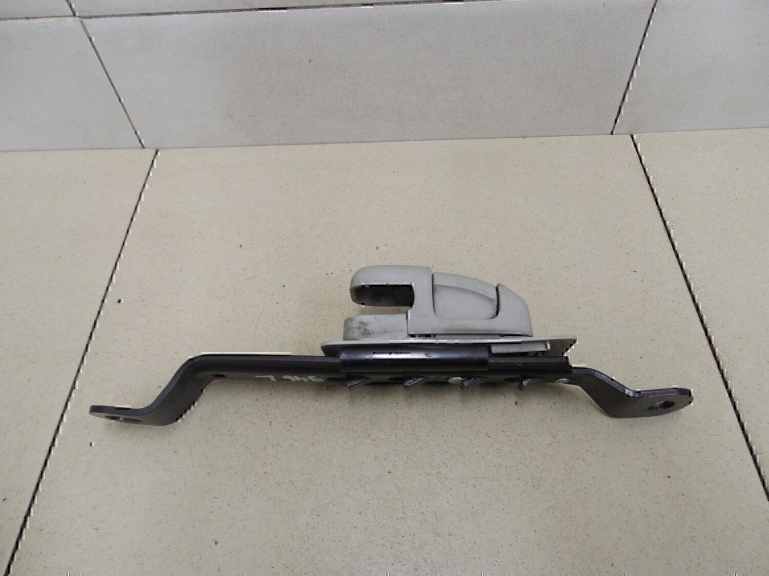 Механизм регулировки ремня безопасности SUZUKI Grand Vitara 2006-2015