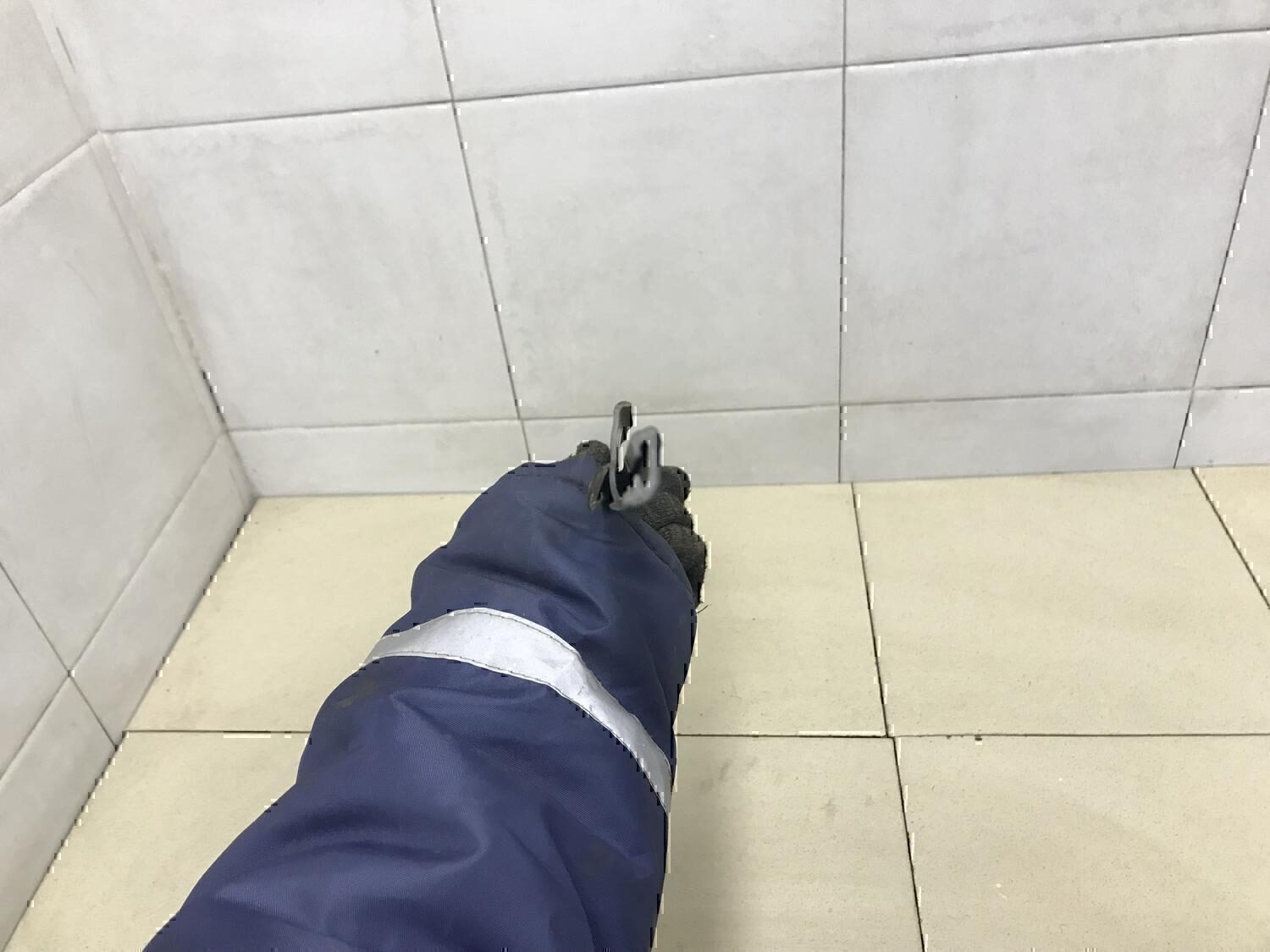 Накладка стекла переднего левого — фото 3