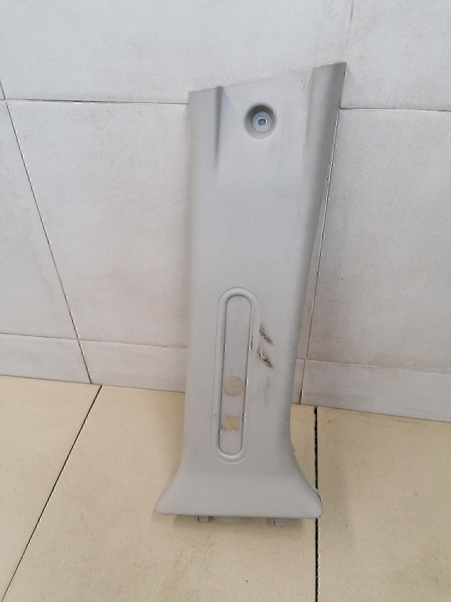 Обшивка стойки VAZ LADA X-RAY 2016>