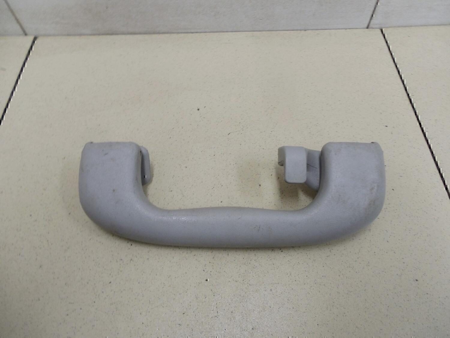 Ручка внутренняя потолочная OPEL Astra H / Family 2004-2015