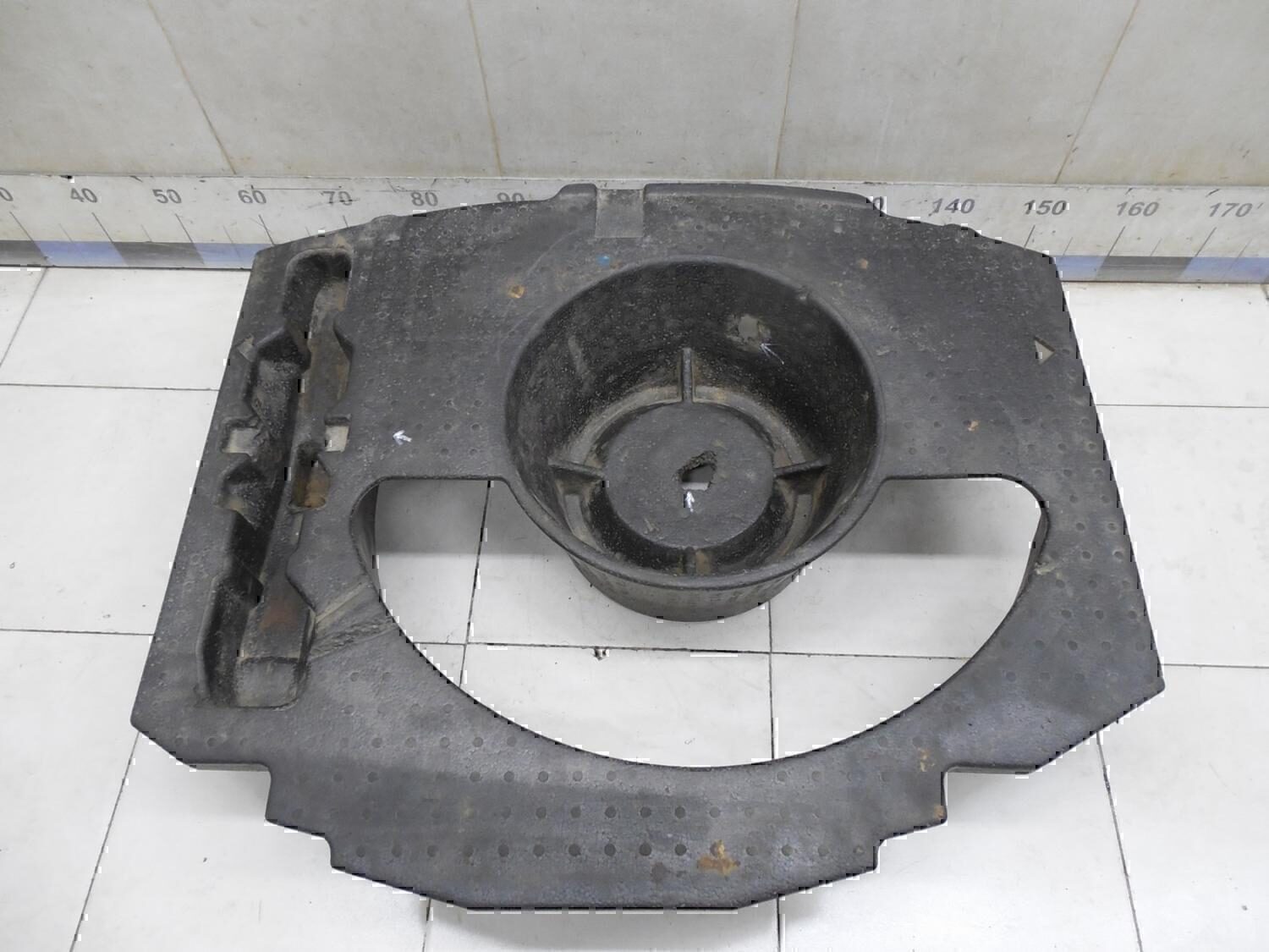 Ящик для инструментов NISSAN Almera Tino 2000-2006