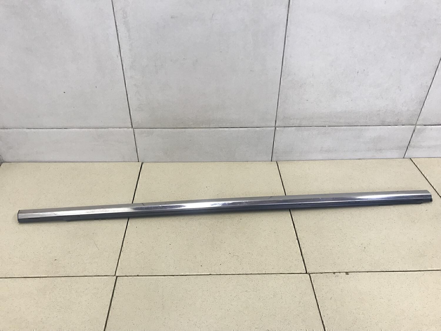 Накладка стекла заднего правого KIA Sportage 2016>