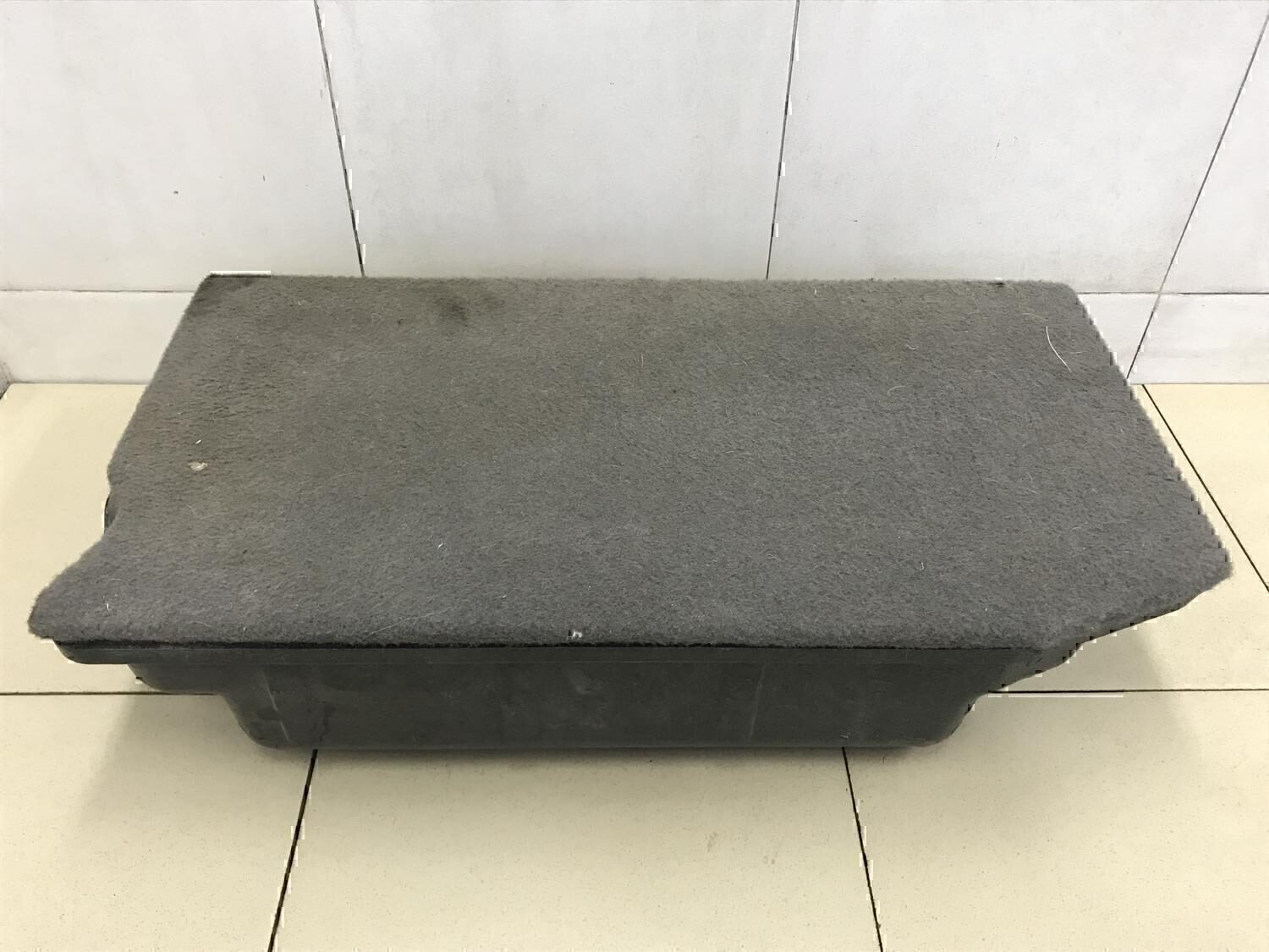 Ящик для инструментов NISSAN Almera Tino 2000-2006