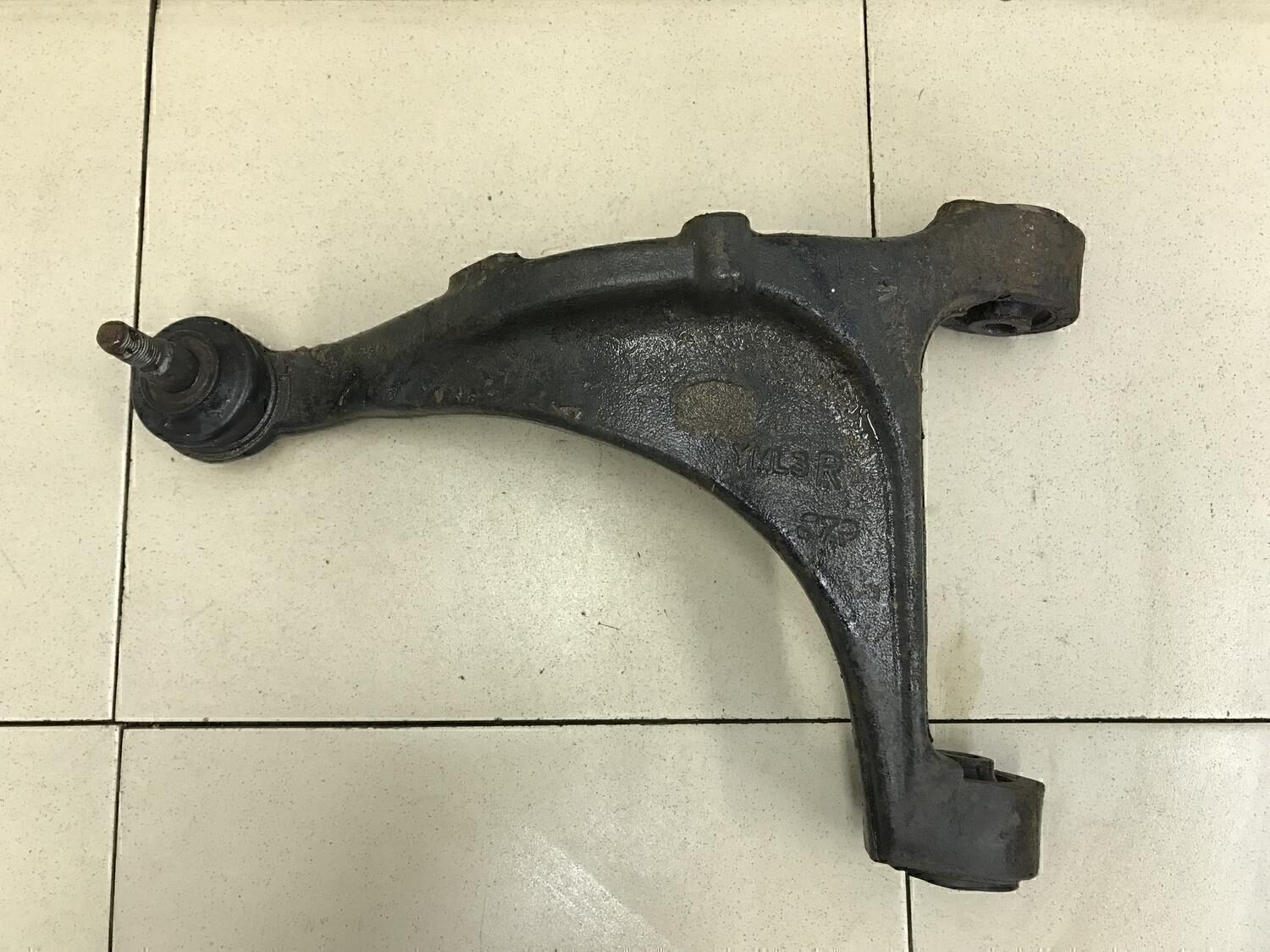 Рычаг задний верхний правый KIA Mohave 2009>