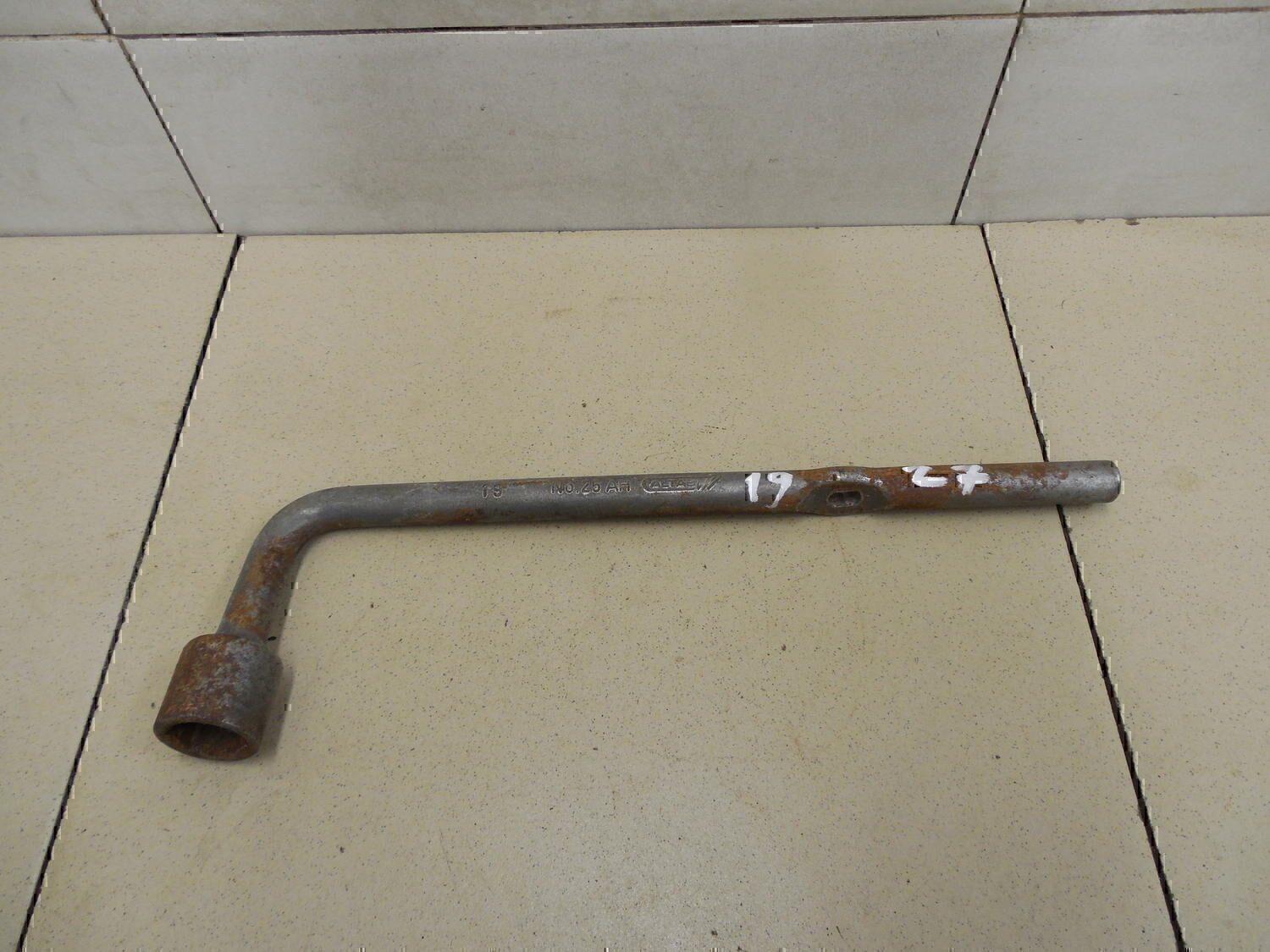 Ключ баллонный Chevrolet Lacetti 2003-2013