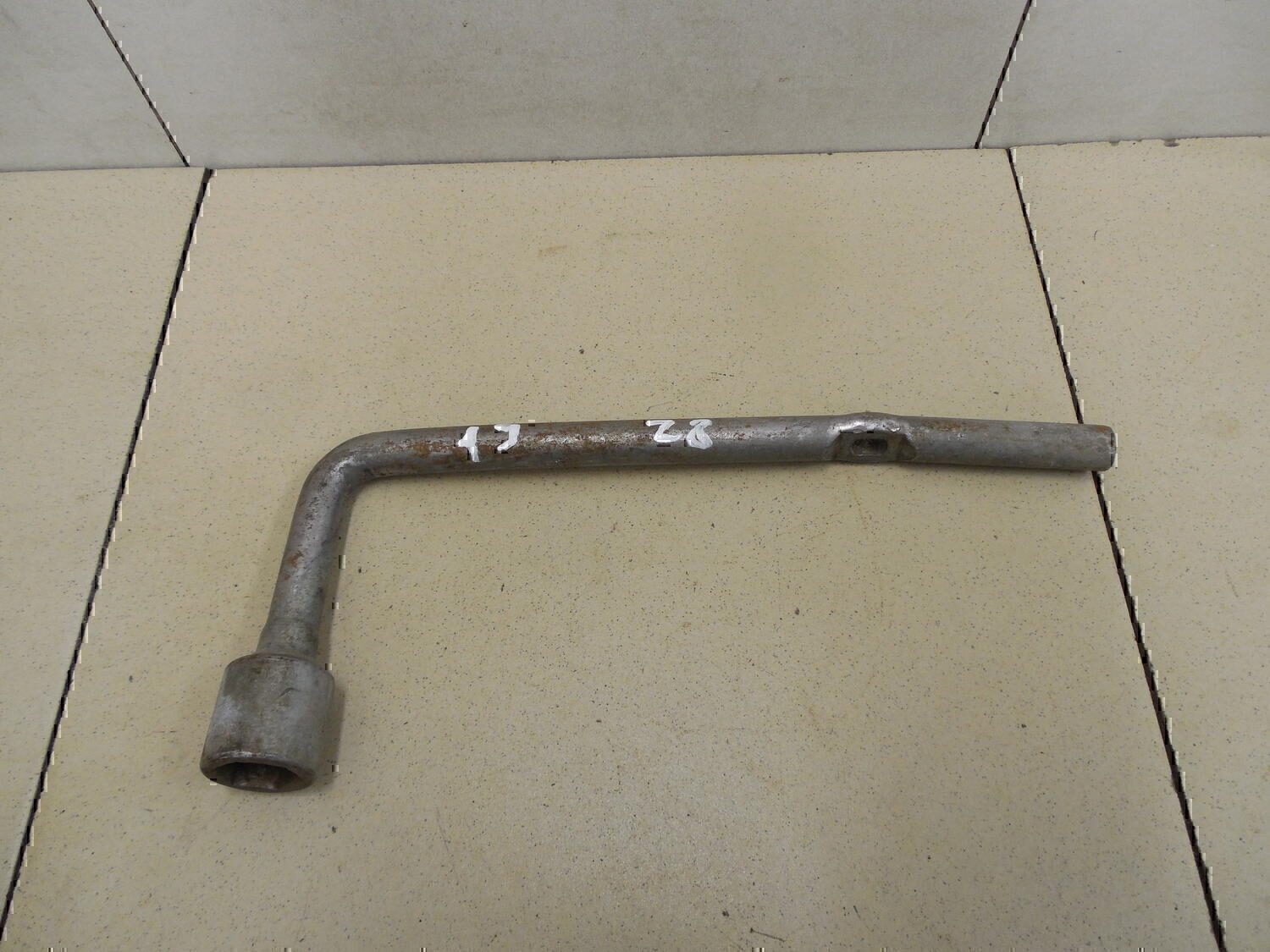 Ключ баллонный Chevrolet Lacetti 2003-2013