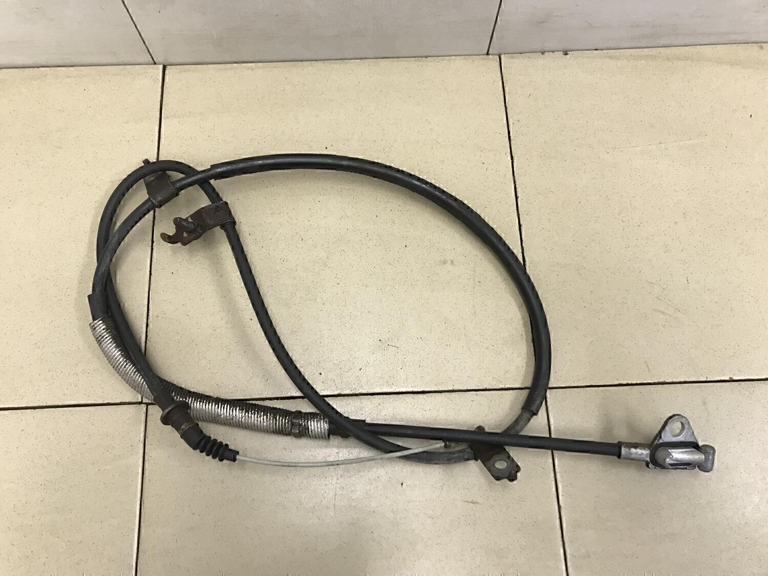 Трос стояночного тормоза правый MAZDA CX 5 2012>