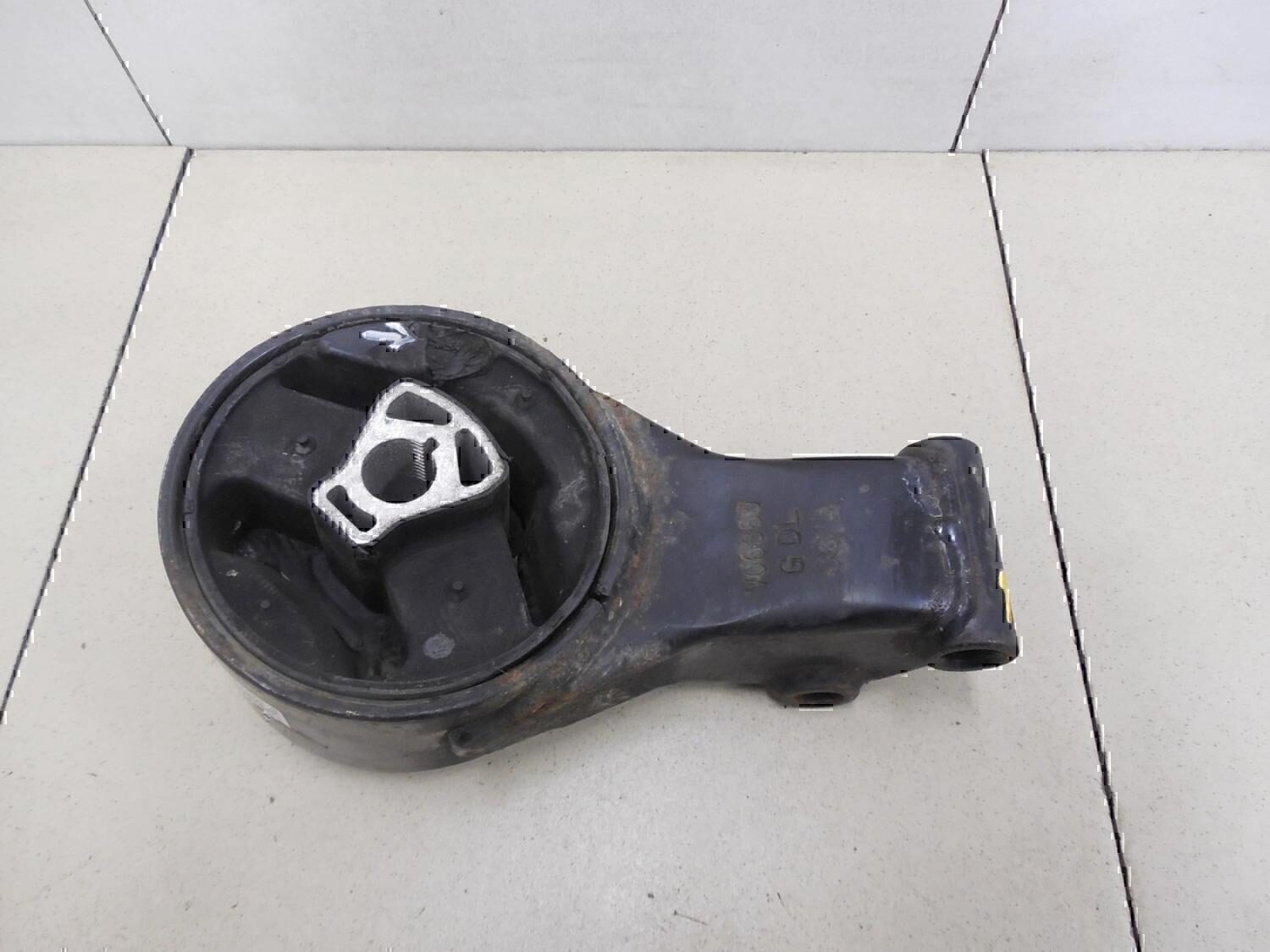 Опора двигателя задняя Chevrolet Cruze 2009-2016