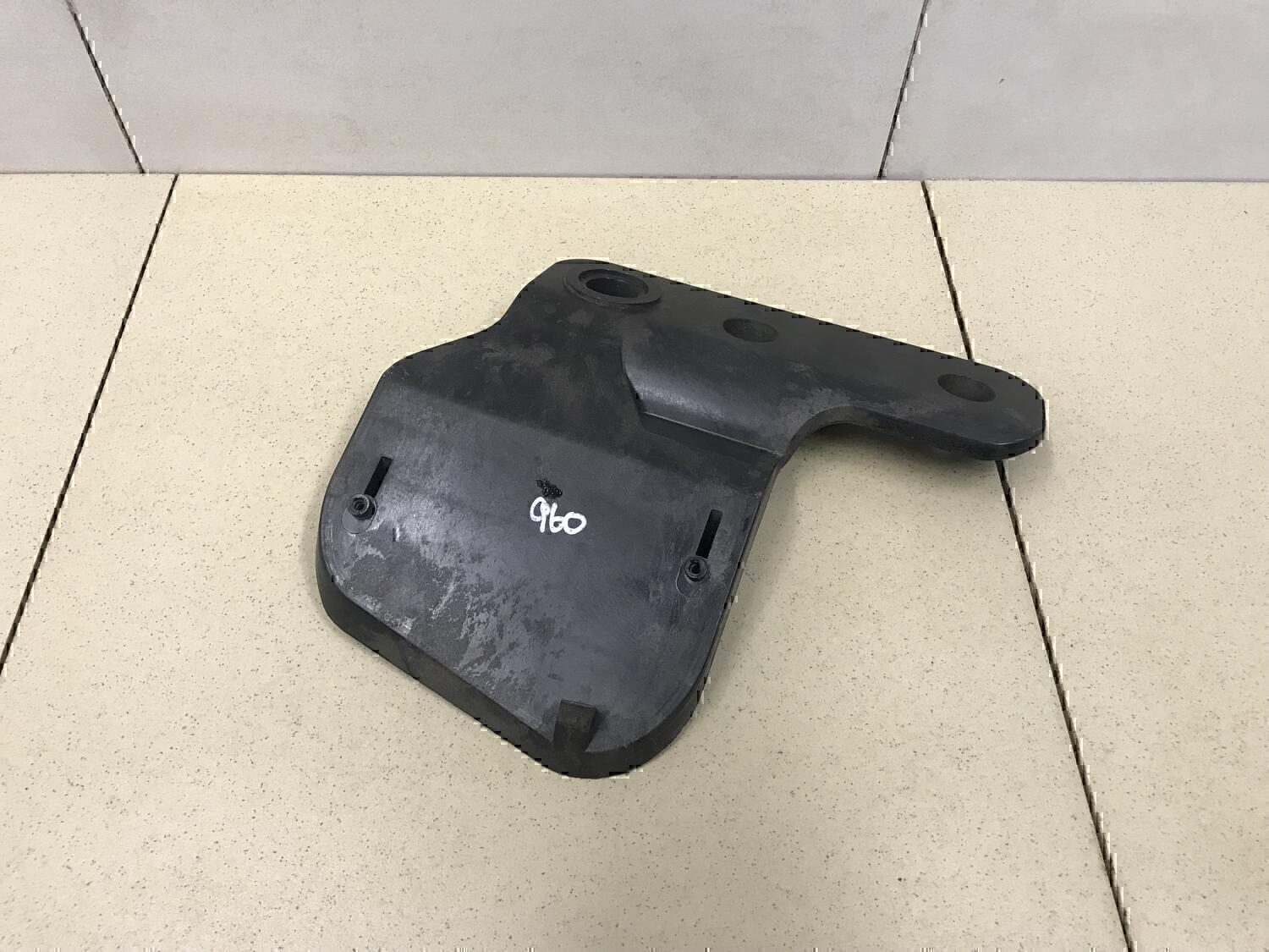 Кронштейн (сопут. товар) RENAULT Duster 2012>