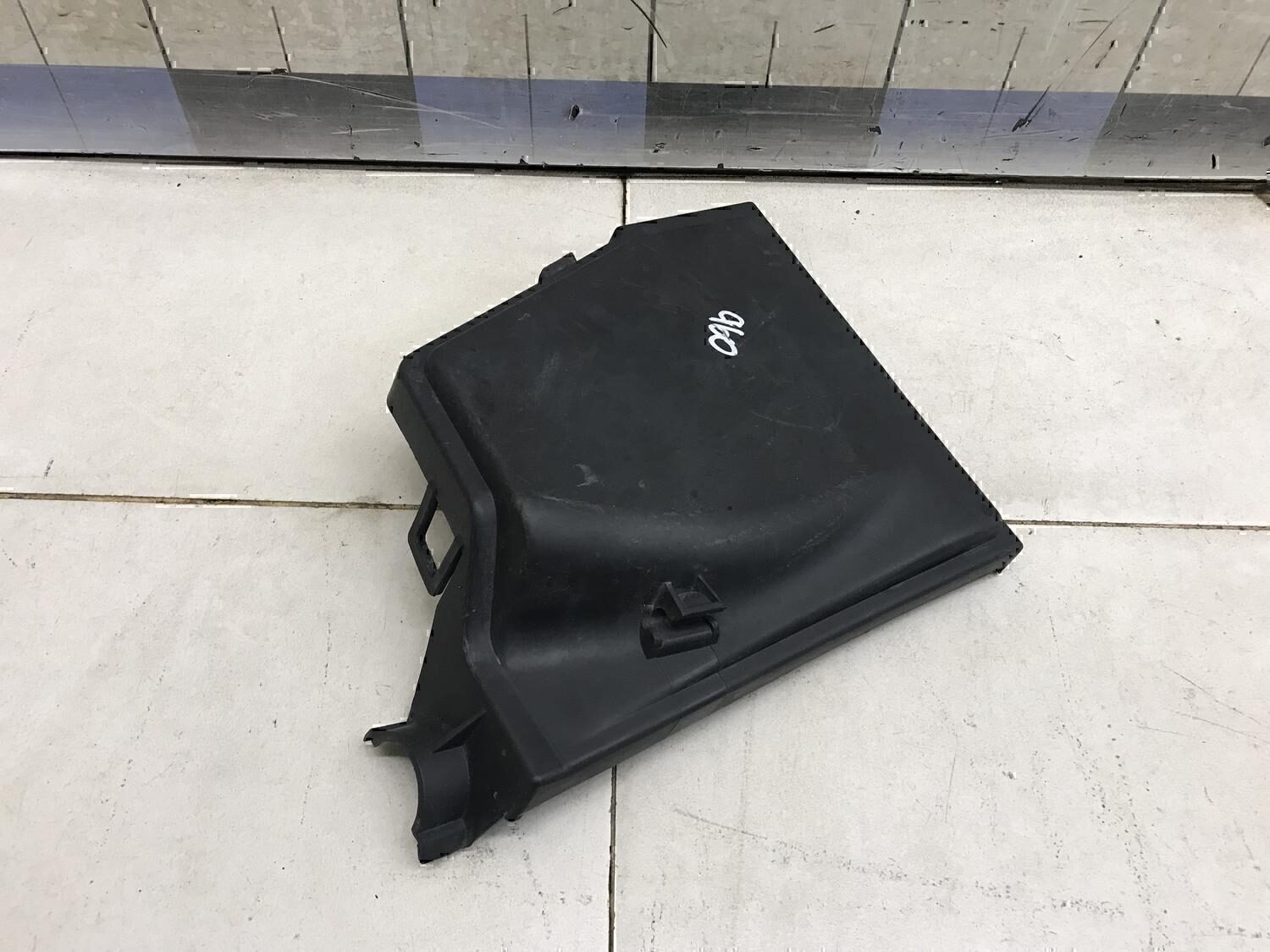 Крышка блока предохранителей NISSAN Almera (G15) 2013>